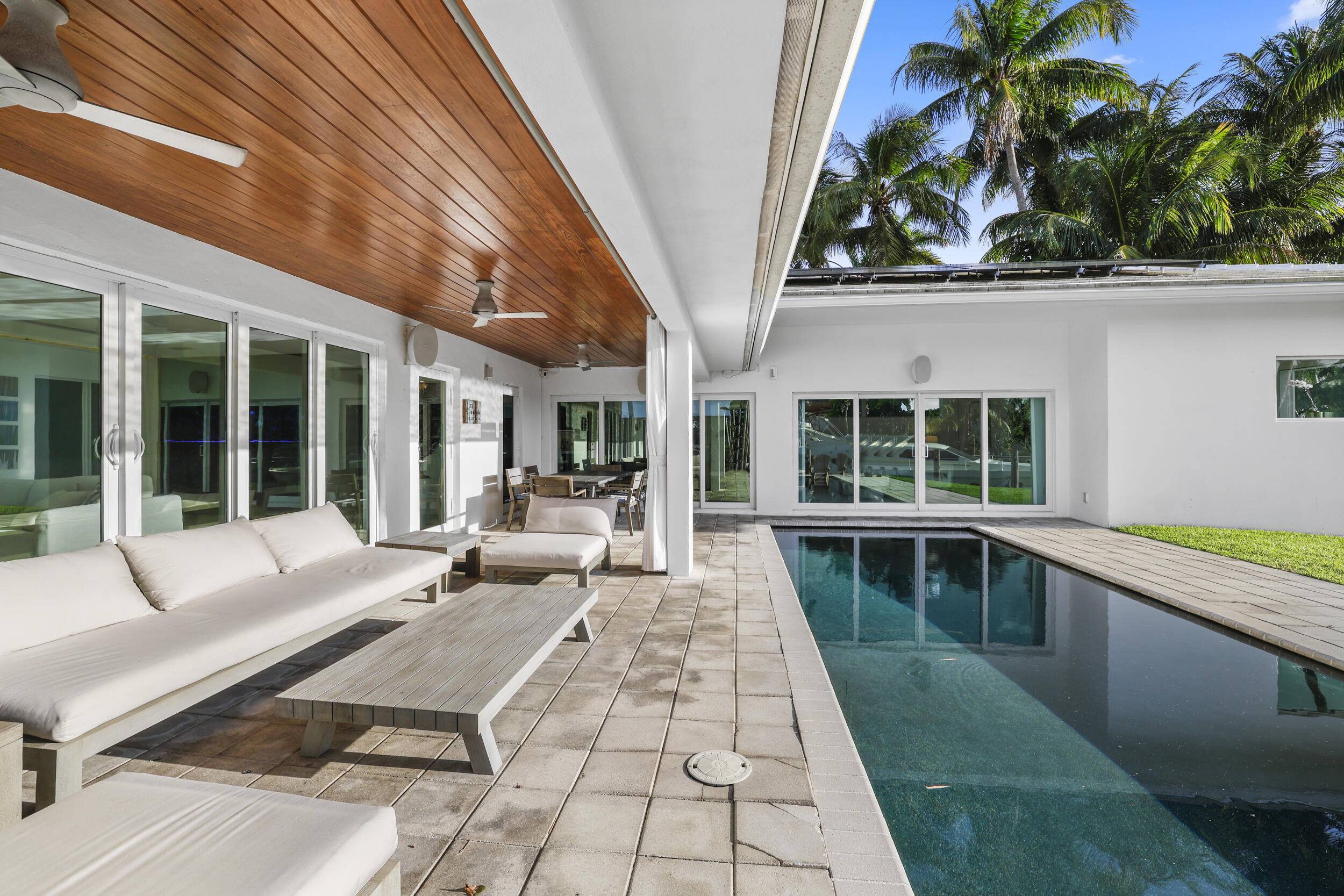 1321 Tangelo Fort Lauderdale, FL 33315