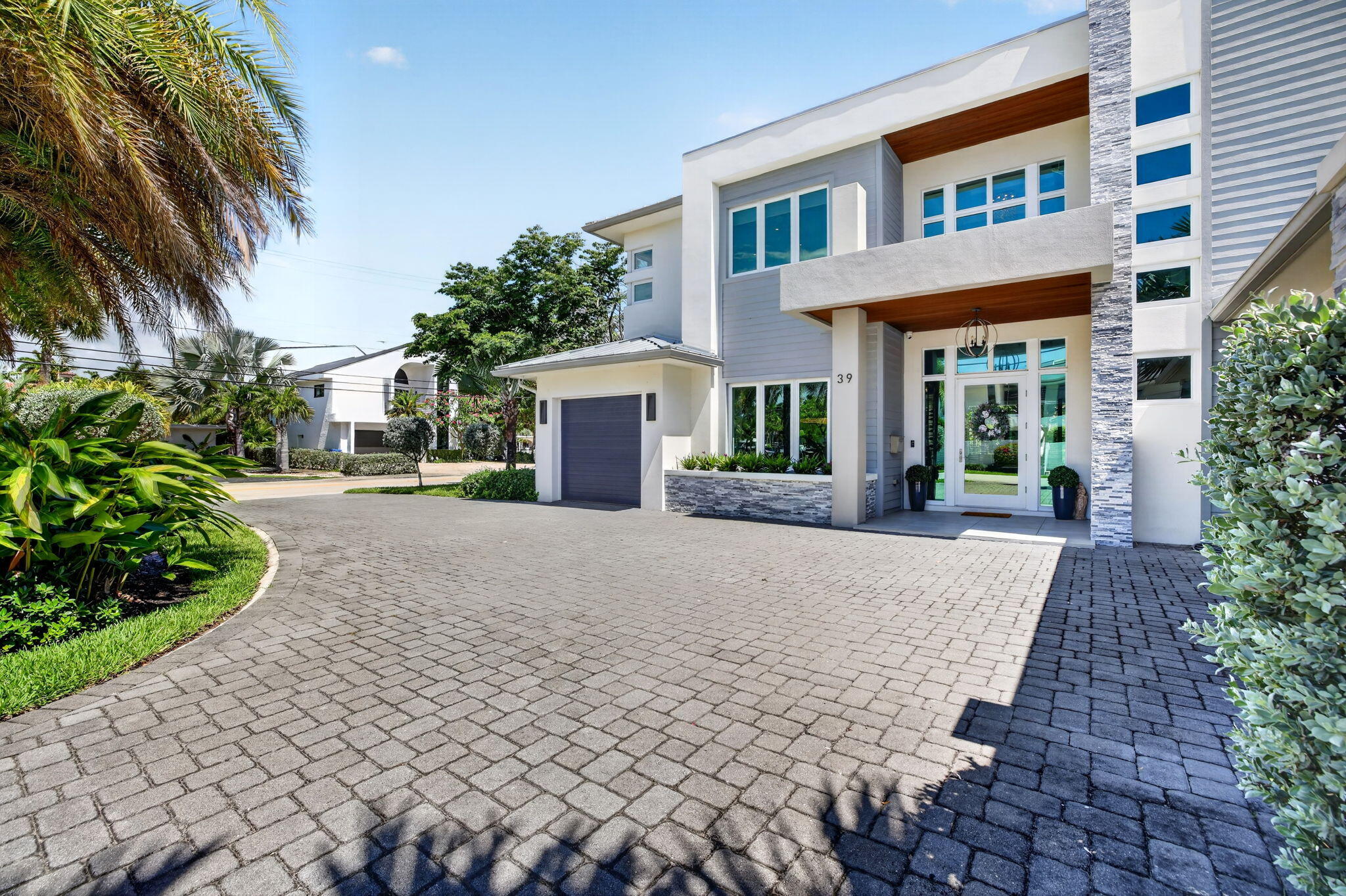 39 Pelican Fort Lauderdale, FL 33301