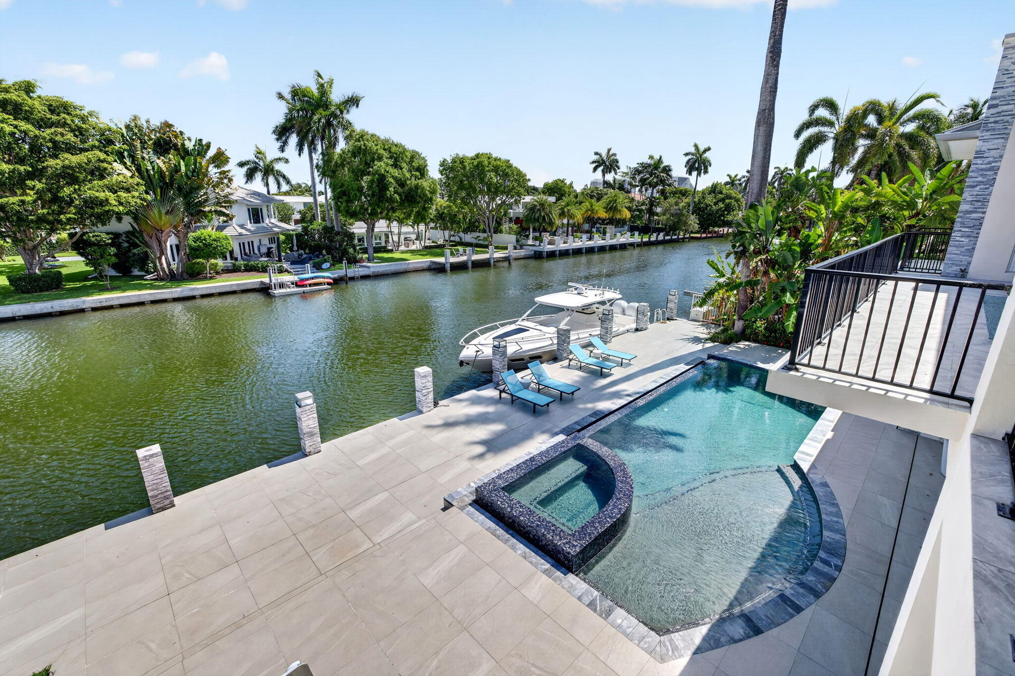 39 Pelican Fort Lauderdale, FL 33301