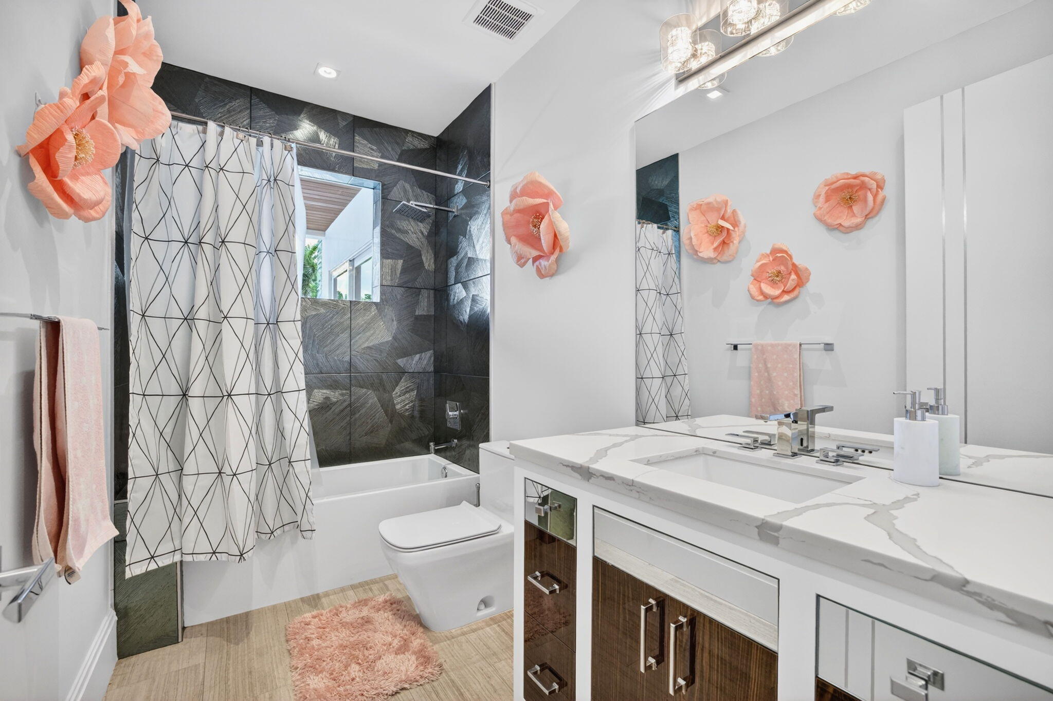 39 Pelican Fort Lauderdale, FL 33301