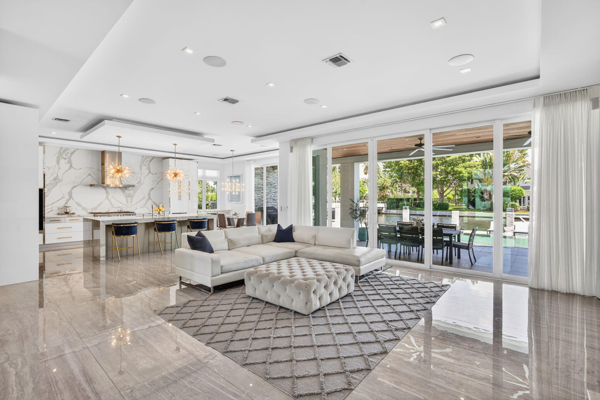 39 Pelican Fort Lauderdale, FL 33301