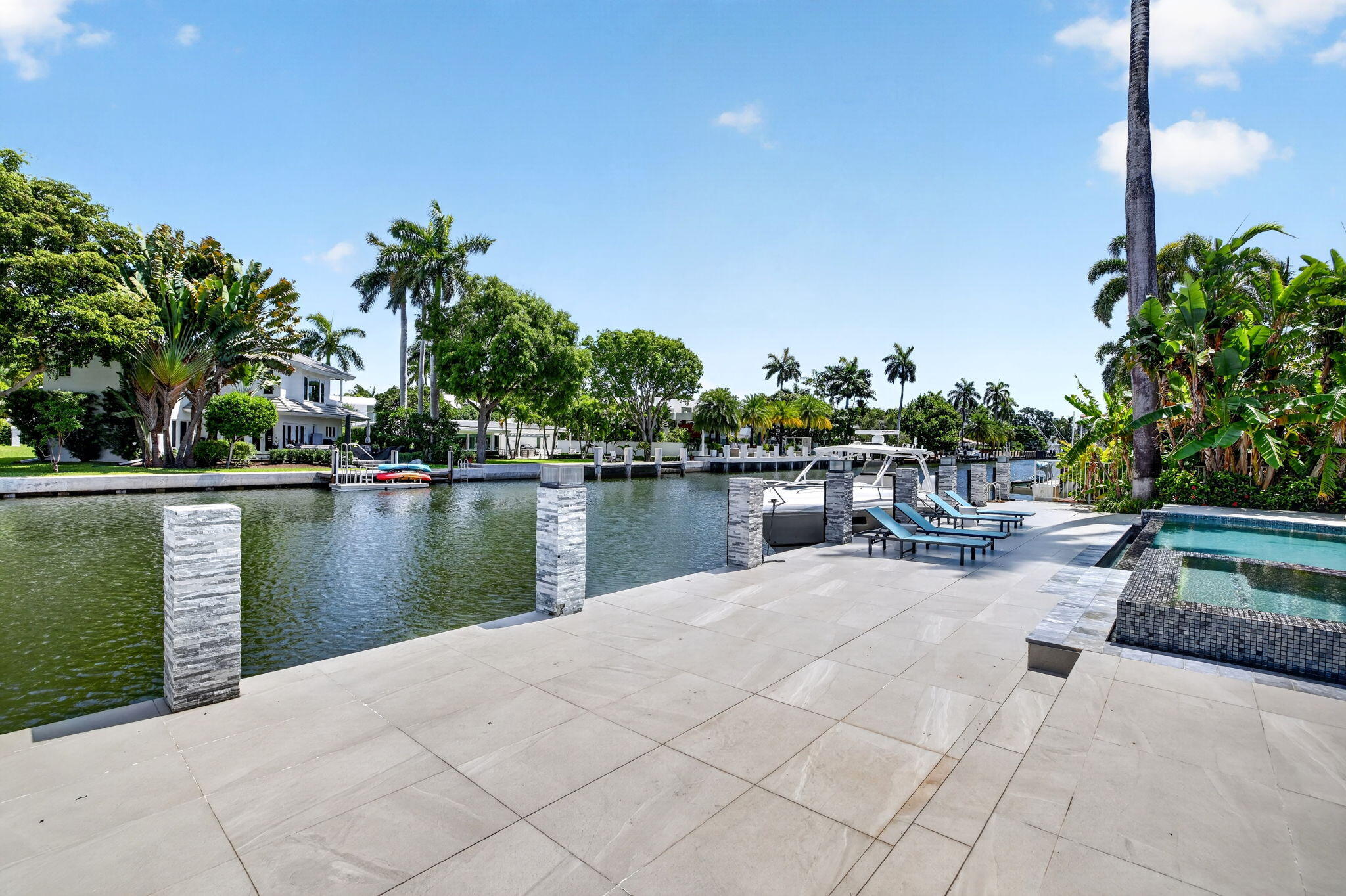 39 Pelican Fort Lauderdale, FL 33301