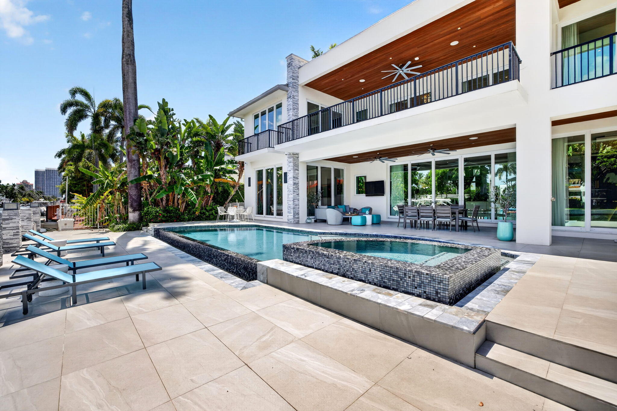39 Pelican Fort Lauderdale, FL 33301