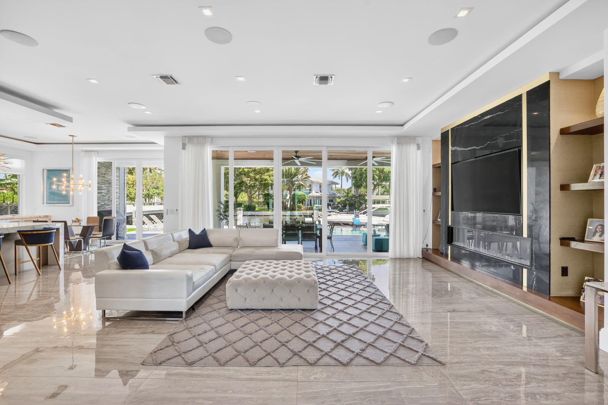 39 Pelican Fort Lauderdale, FL 33301