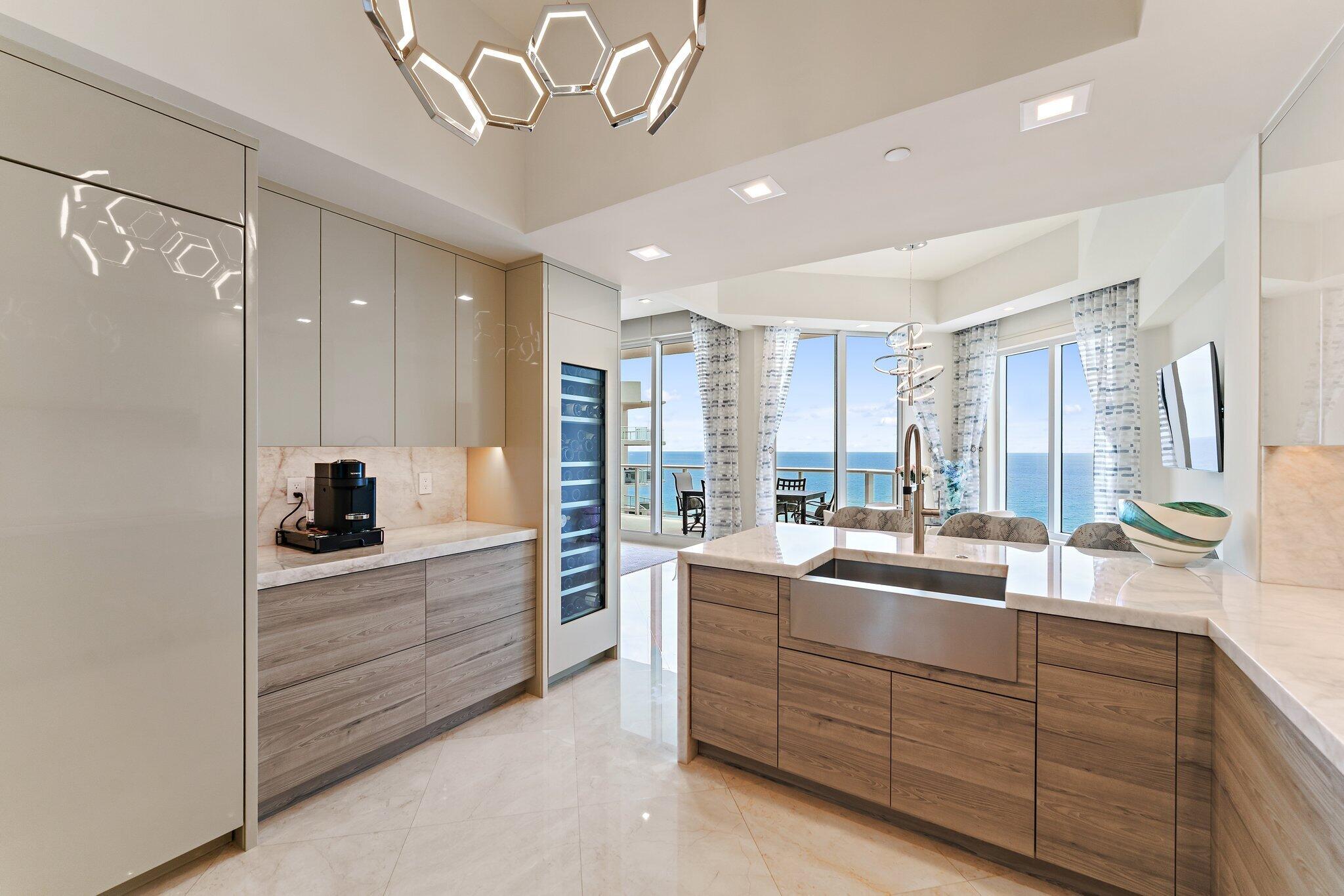 2700 N Ocean #Ph-1b Riviera Beach, FL 33404