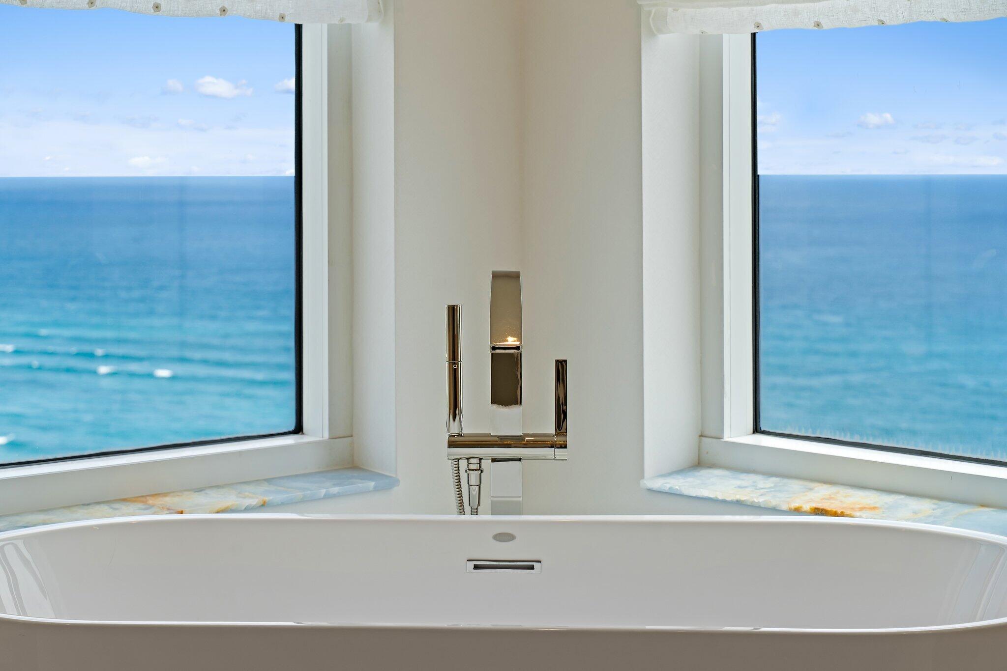 2700 N Ocean #Ph-1b Riviera Beach, FL 33404