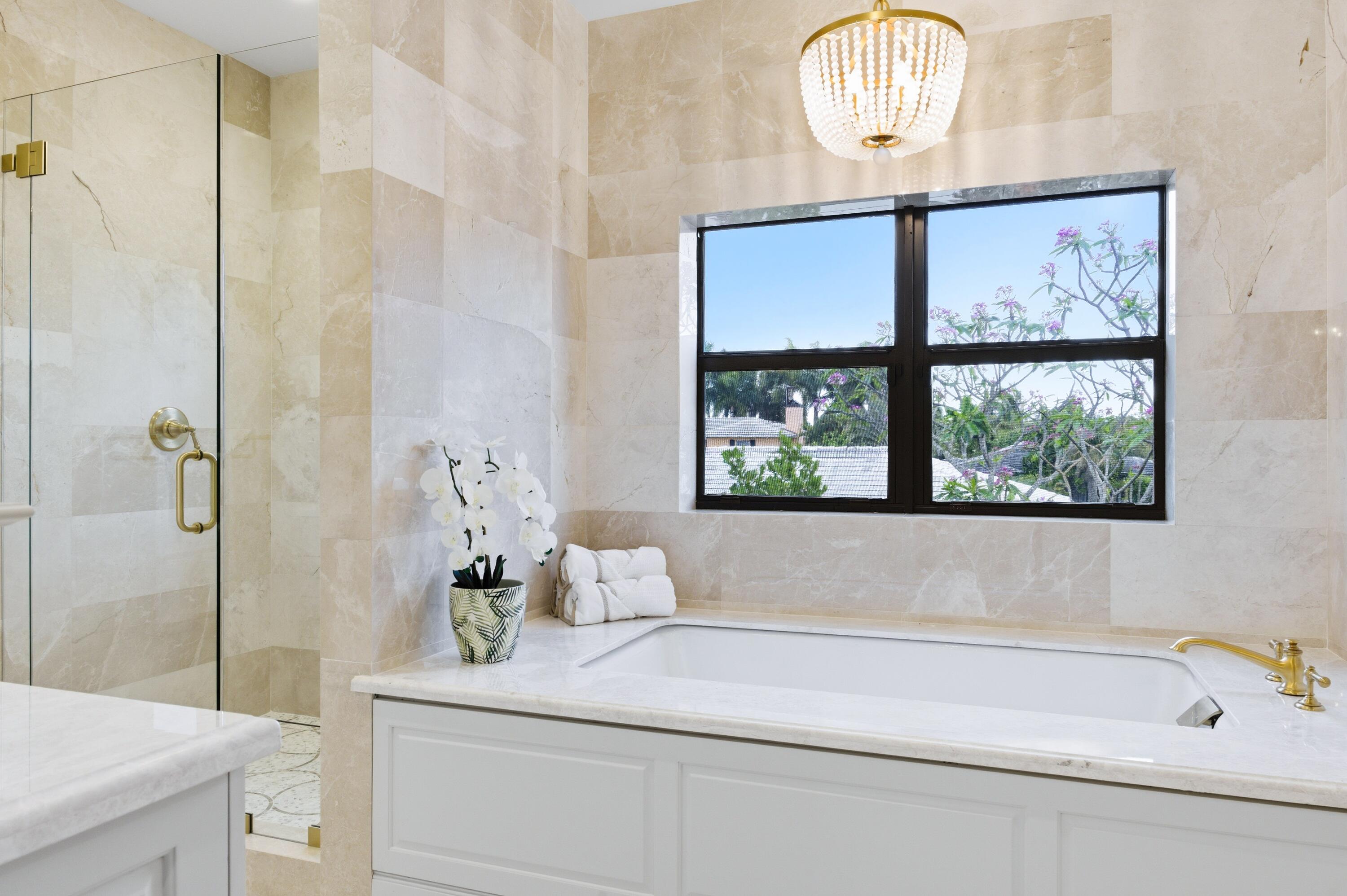 201 Murray West Palm Beach, FL 33405