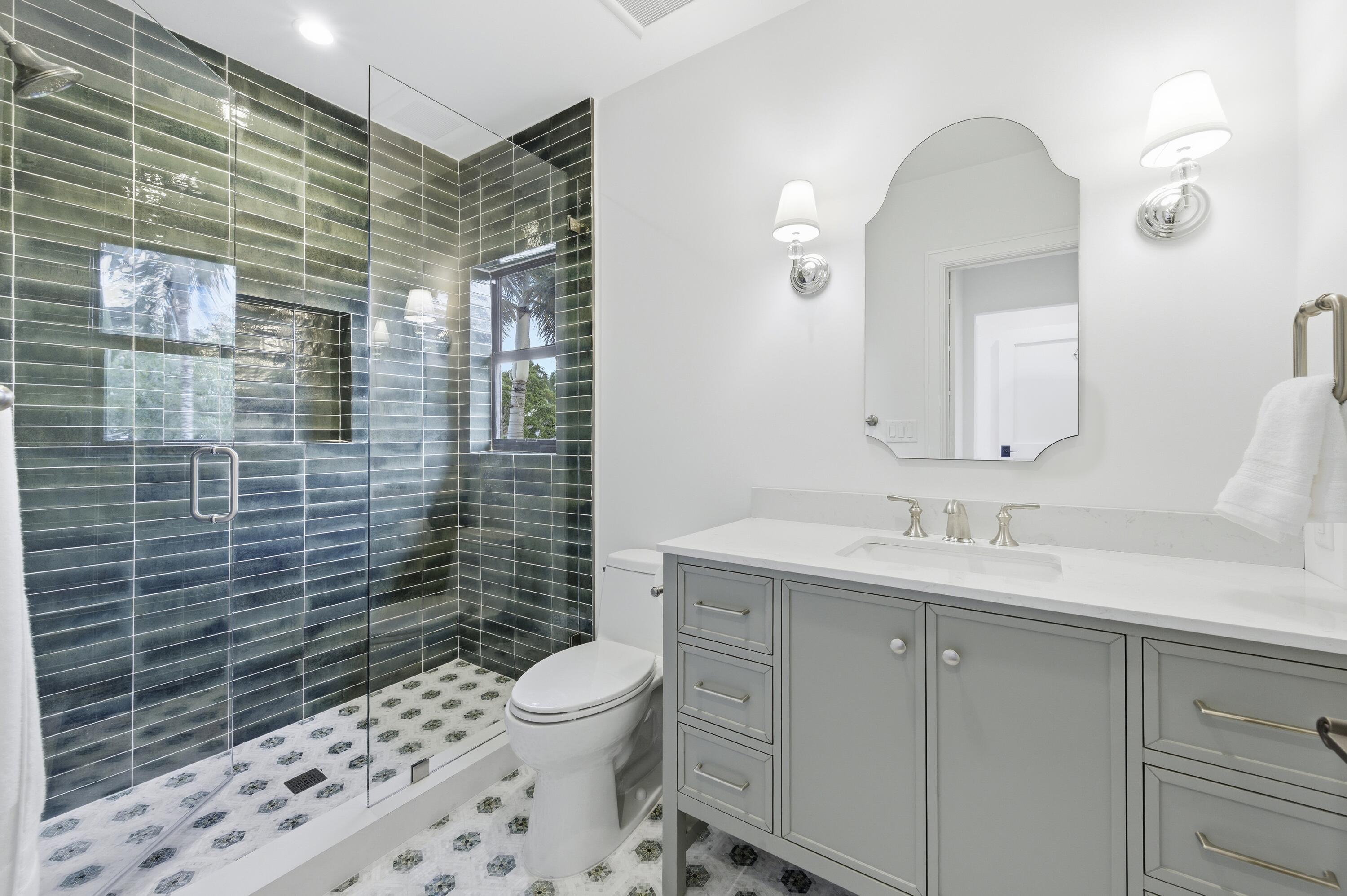 201 Murray West Palm Beach, FL 33405