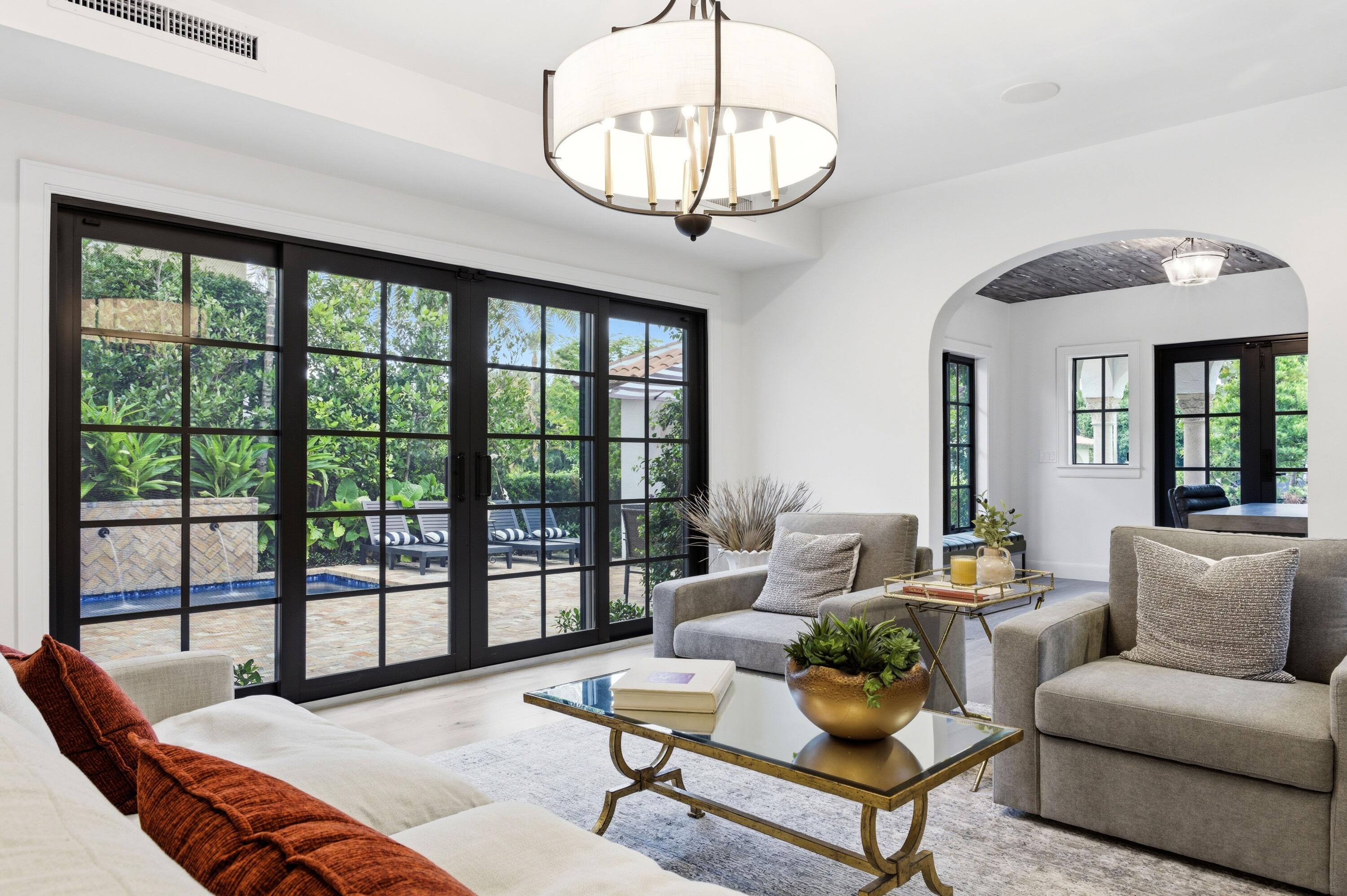 201 Murray West Palm Beach, FL 33405