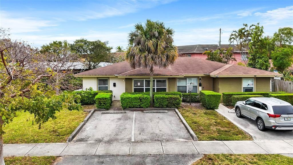 330 Avondale Dr