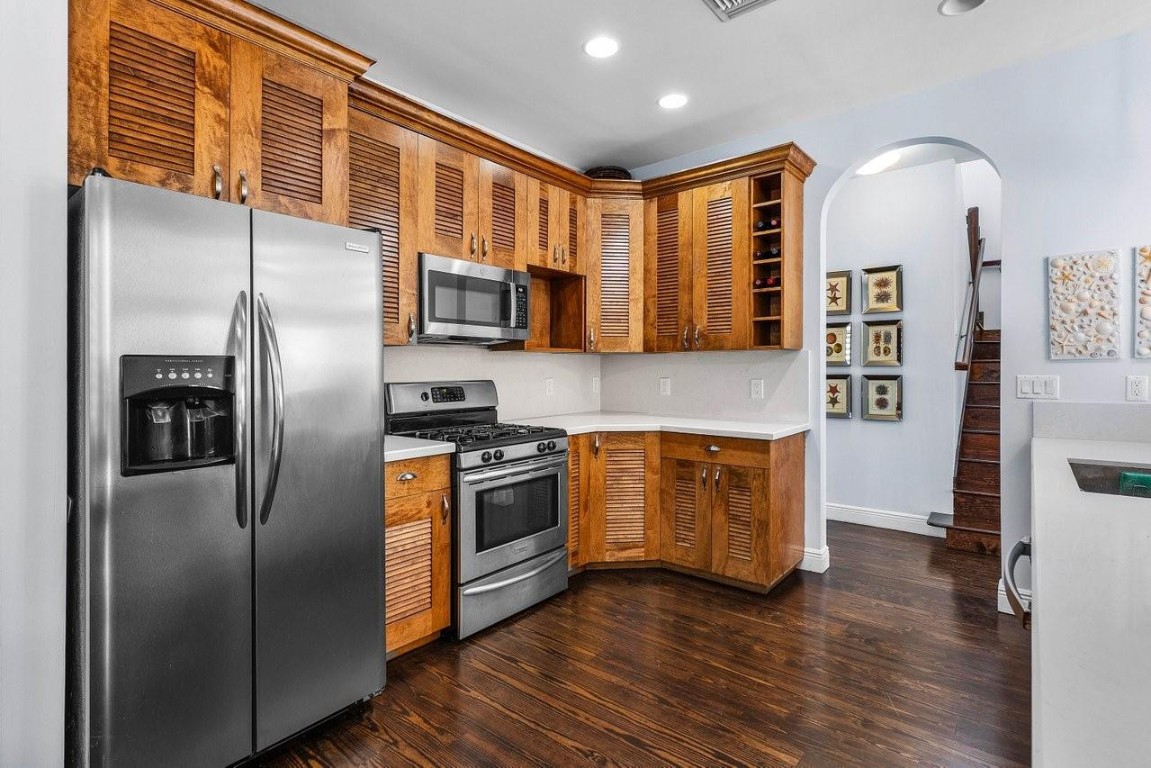 639 NE 17th Fort Lauderdale, FL 33304