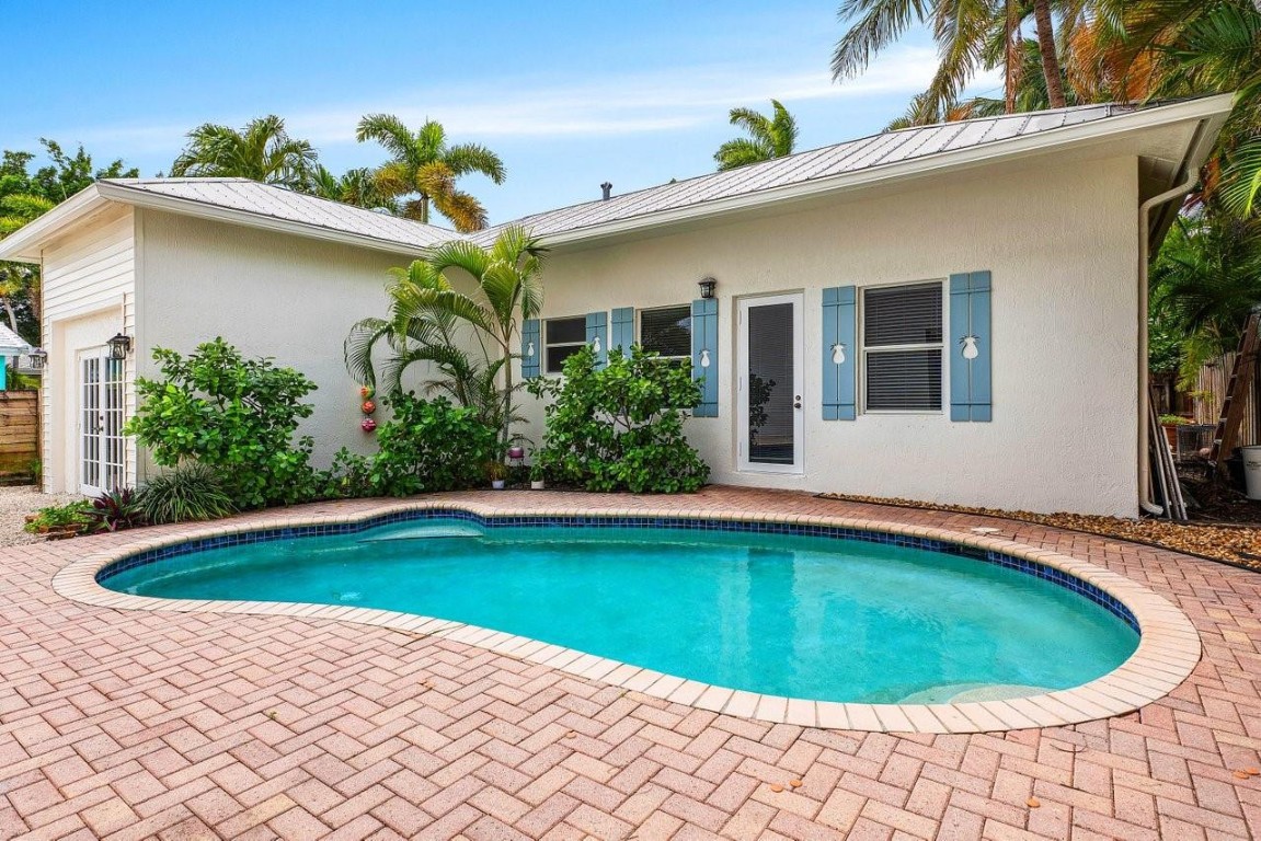 639 NE 17th Fort Lauderdale, FL 33304