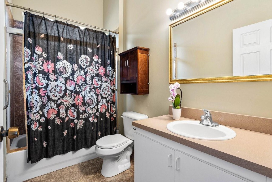 639 NE 17th Fort Lauderdale, FL 33304