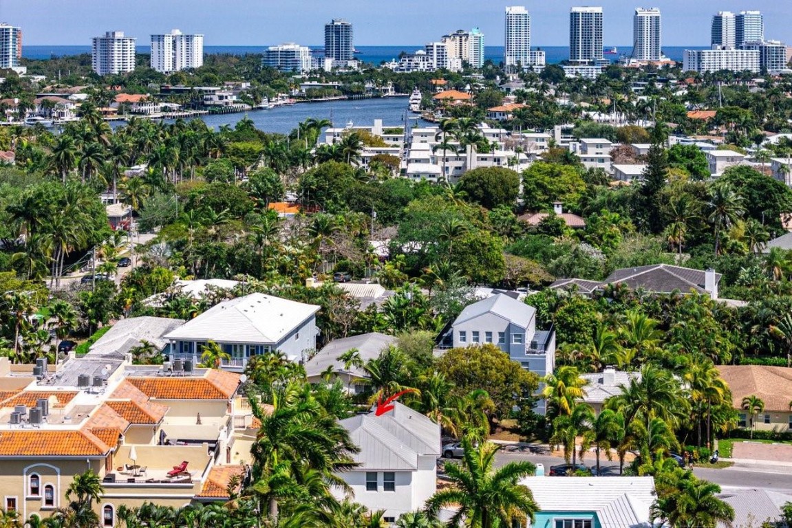 639 NE 17th Fort Lauderdale, FL 33304
