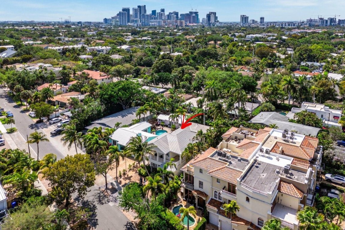 639 NE 17th Fort Lauderdale, FL 33304