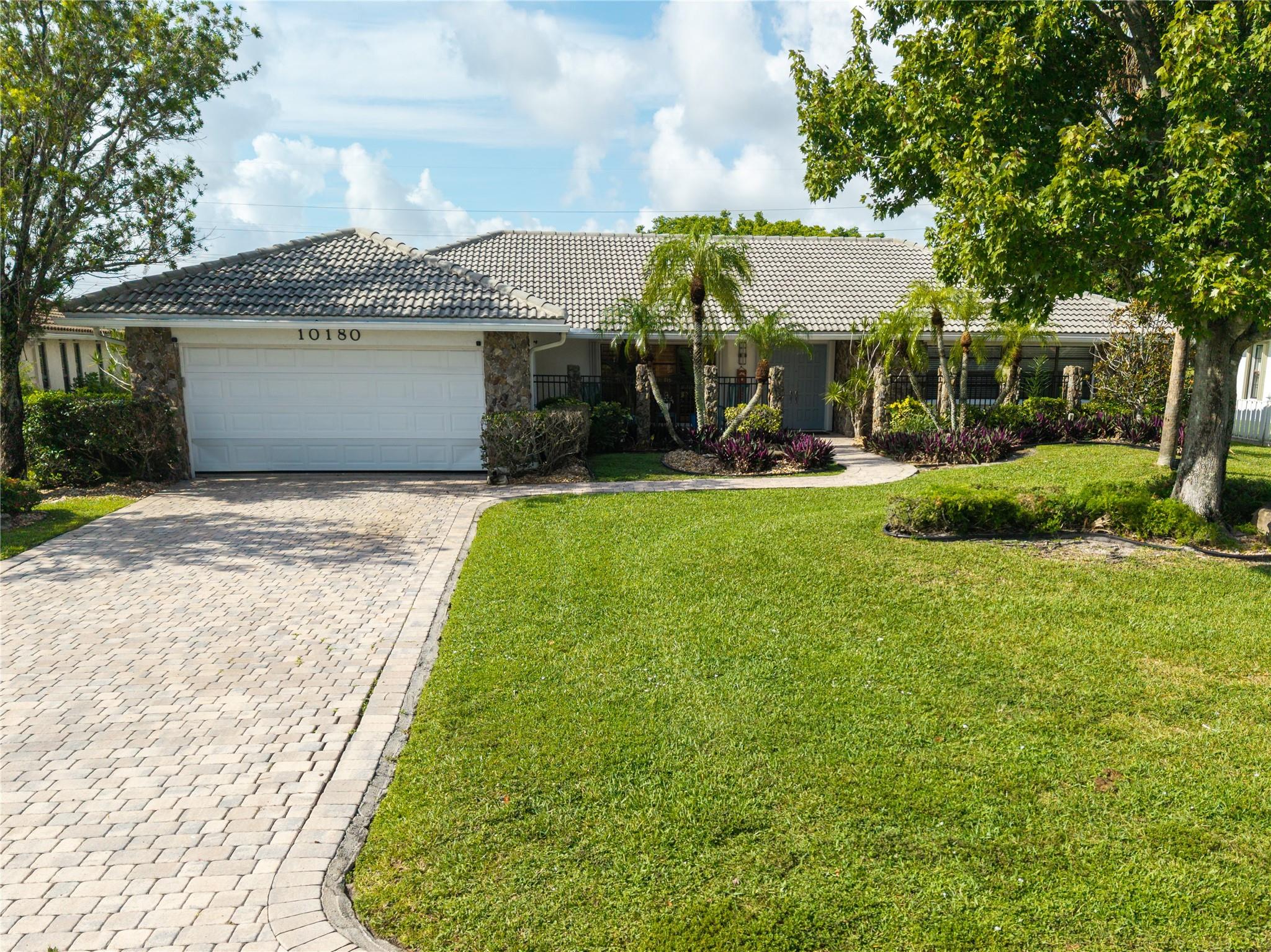 10180 SW 1st Ct