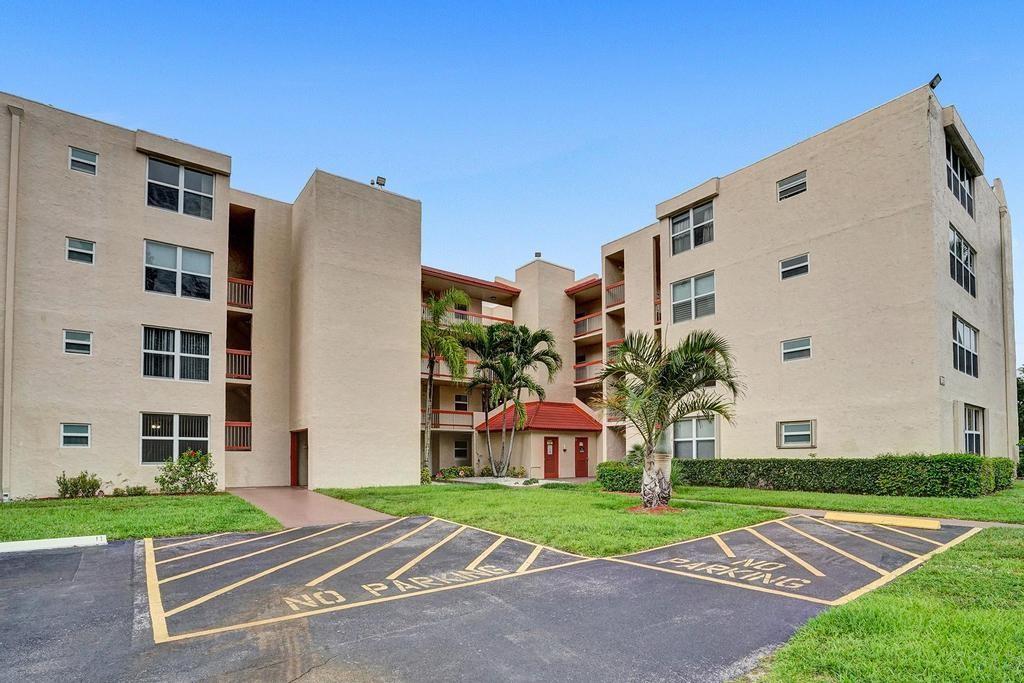 9451 Evergreen Pl #306
