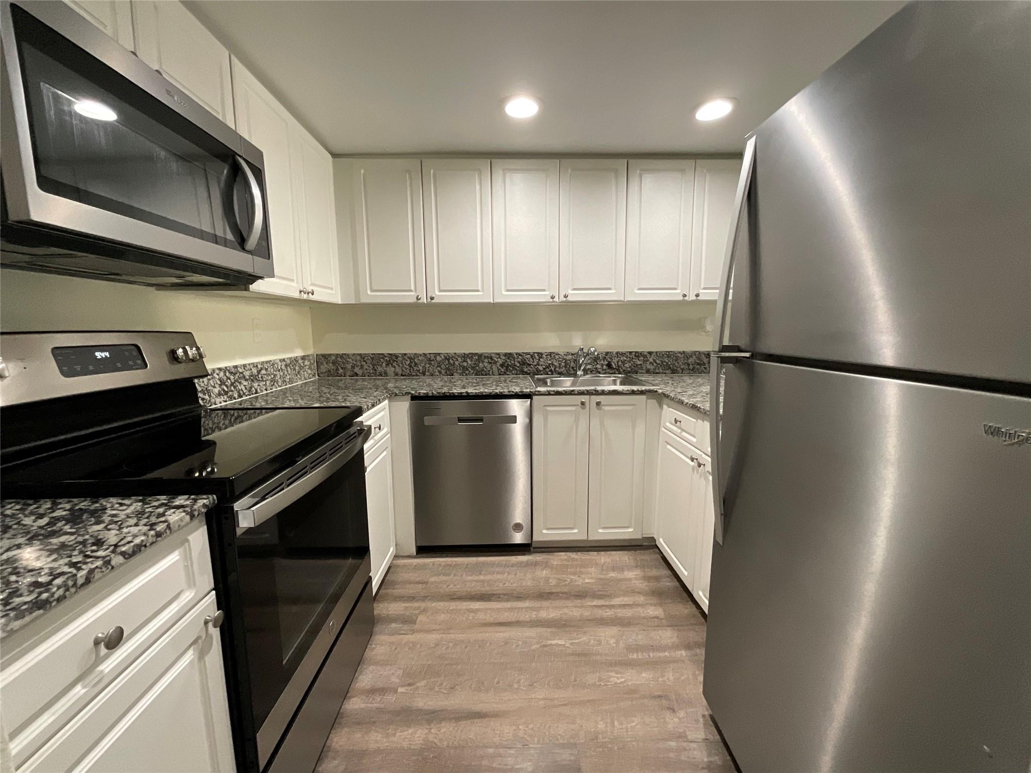 9357 SW 77th Ave #85-1003