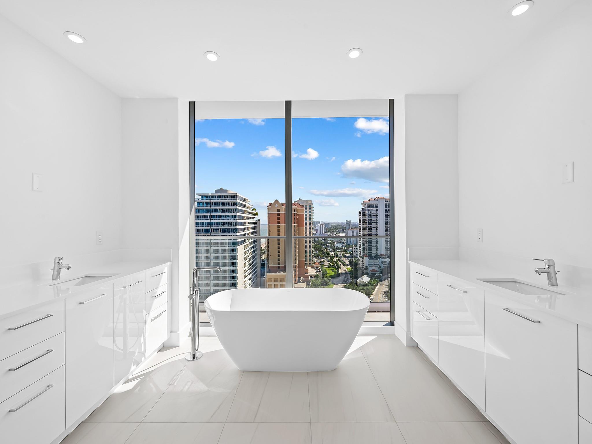 153 N Seabreeze Blvd #1902-S Fort Lauderdale, FL 33304