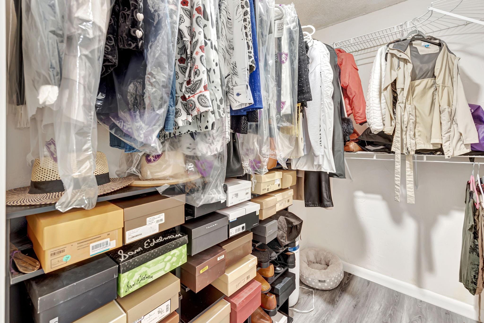 9980 SW 83rd Ave Miami, FL 33156