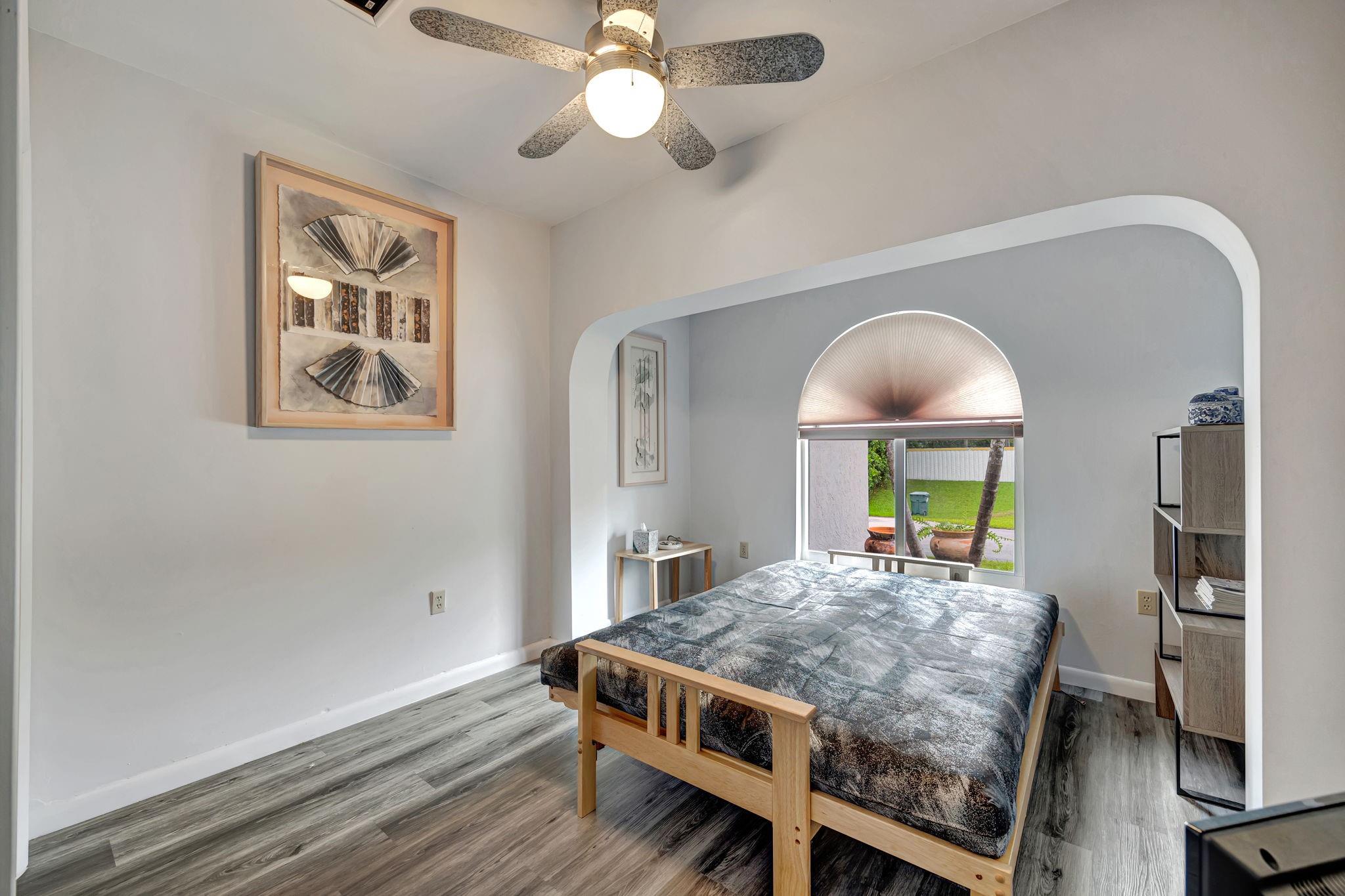 9980 SW 83rd Ave Miami, FL 33156