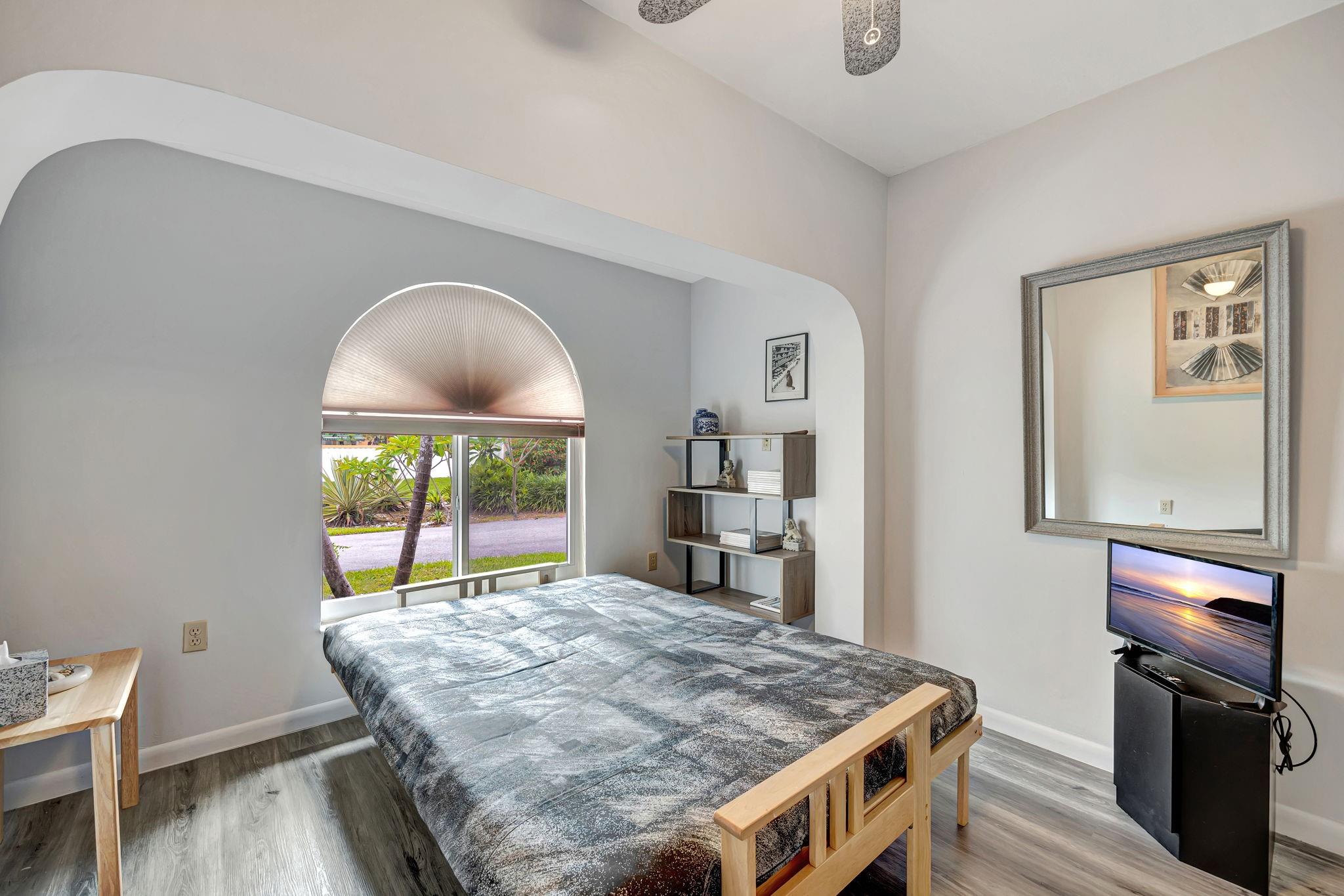 9980 SW 83rd Ave Miami, FL 33156