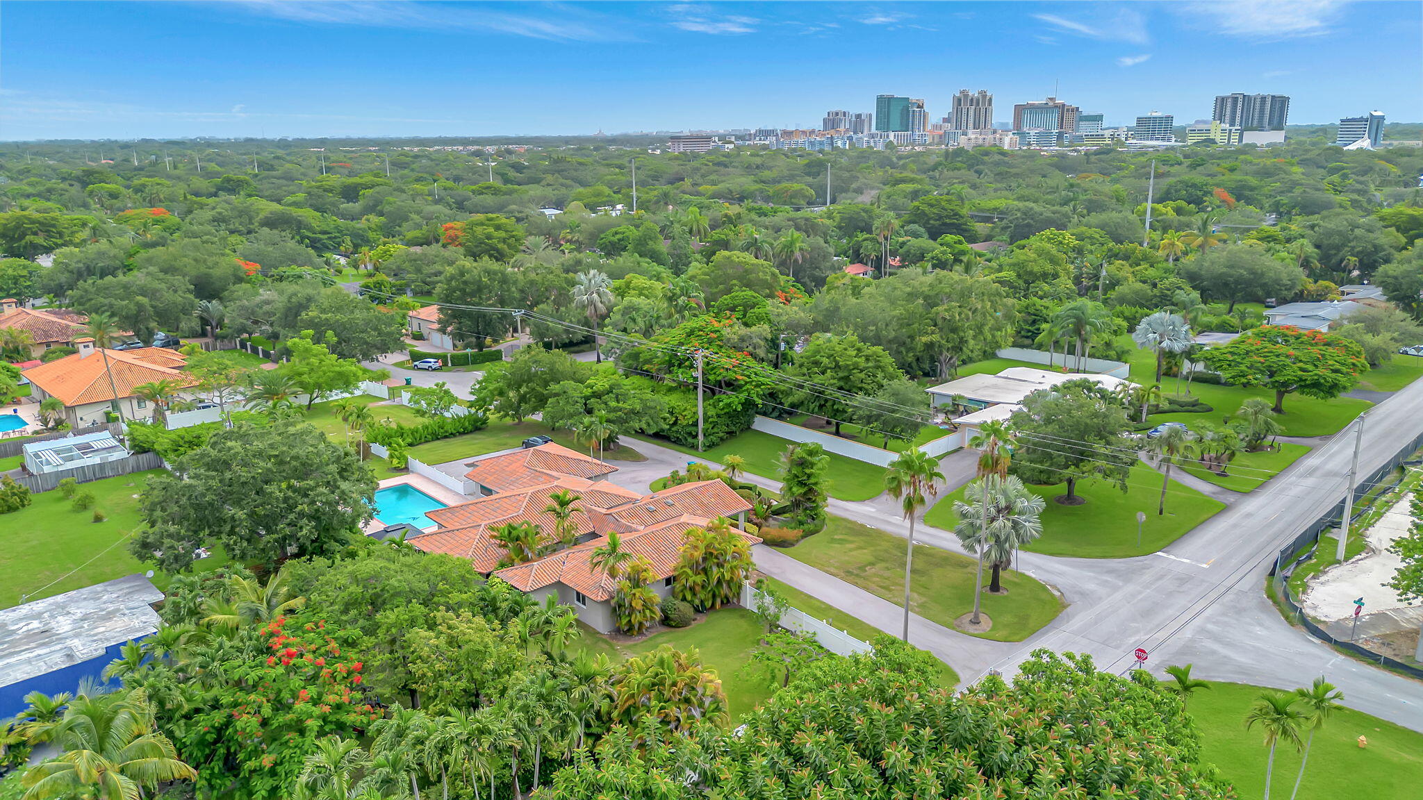 9980 SW 83rd Miami, FL 33156