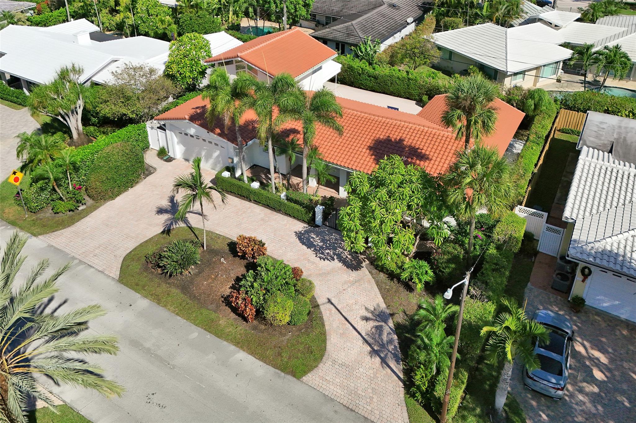 2601 NE 37th St Fort Lauderdale, FL 33308