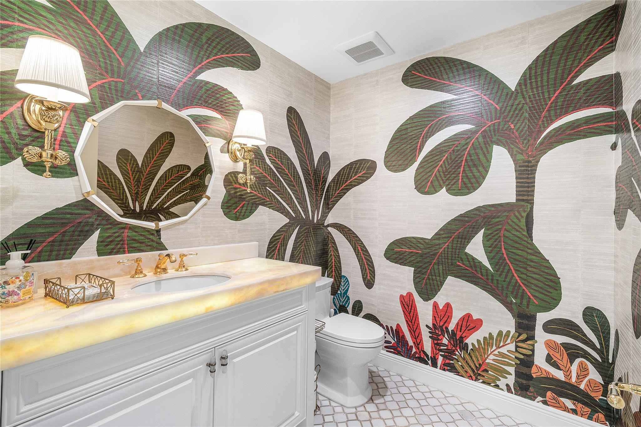 450 SE 5th #102N Boca Raton, FL 33432