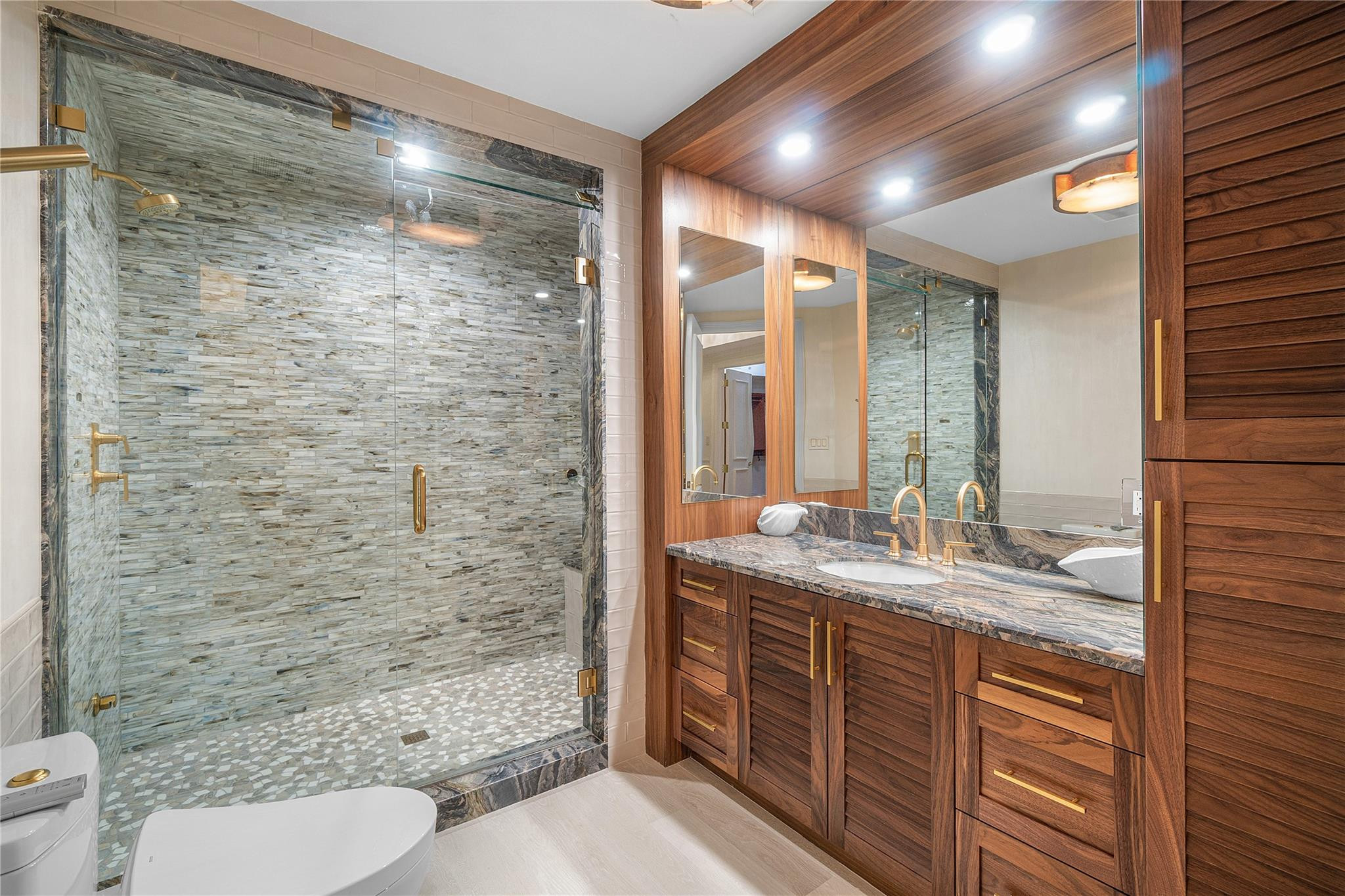 450 SE 5th #102N Boca Raton, FL 33432