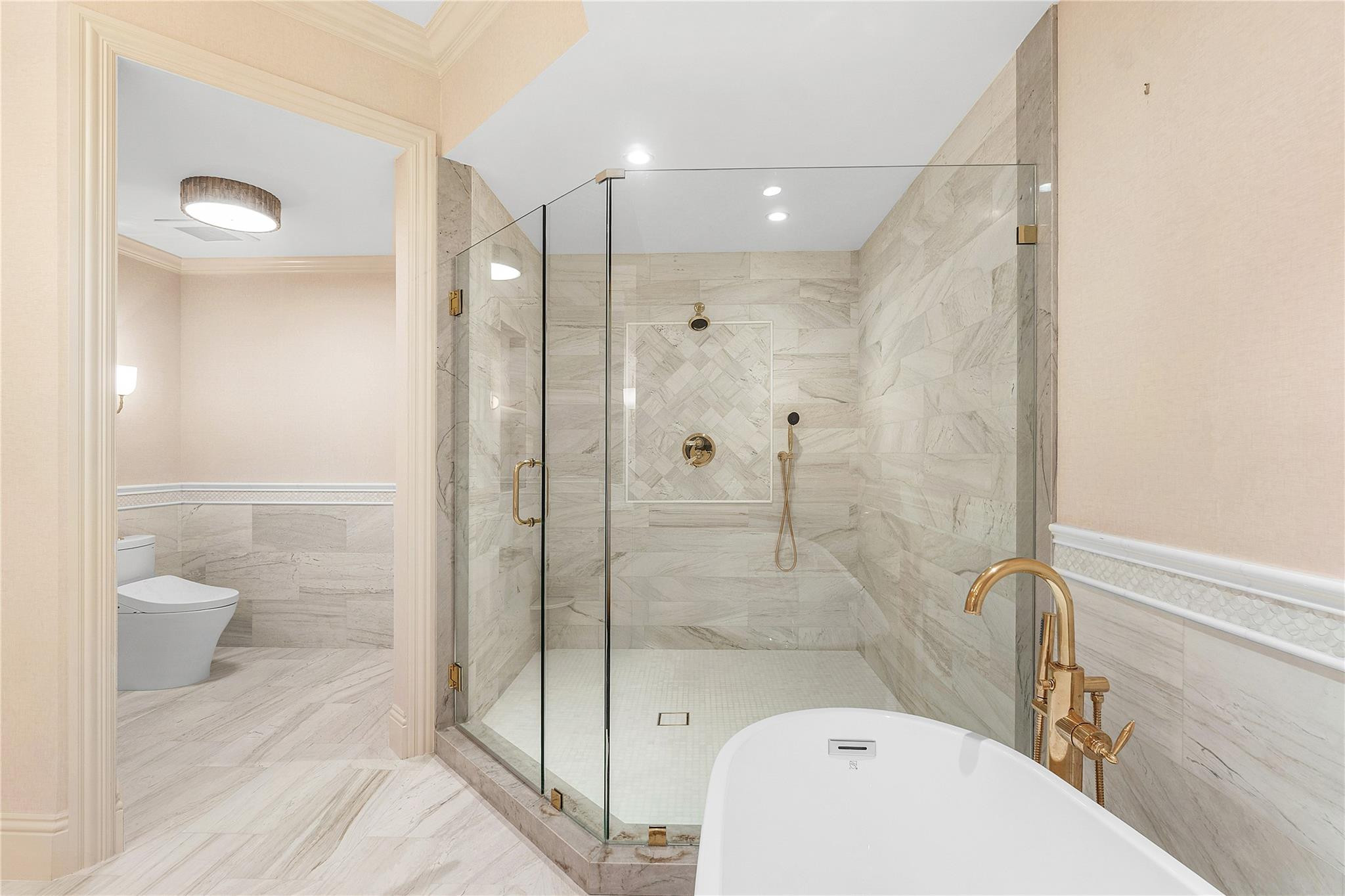 450 SE 5th #102N Boca Raton, FL 33432