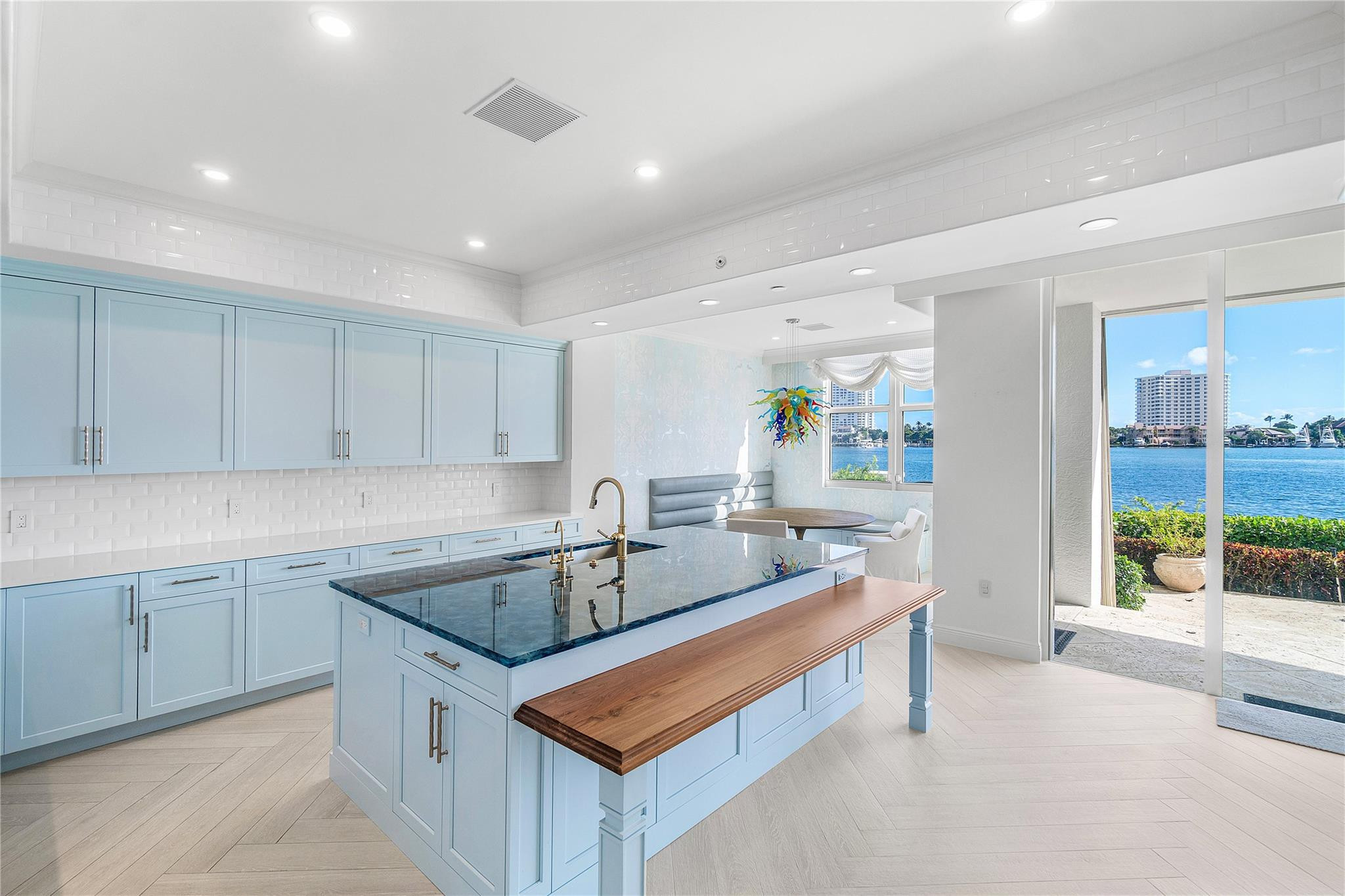 450 SE 5th #102N Boca Raton, FL 33432