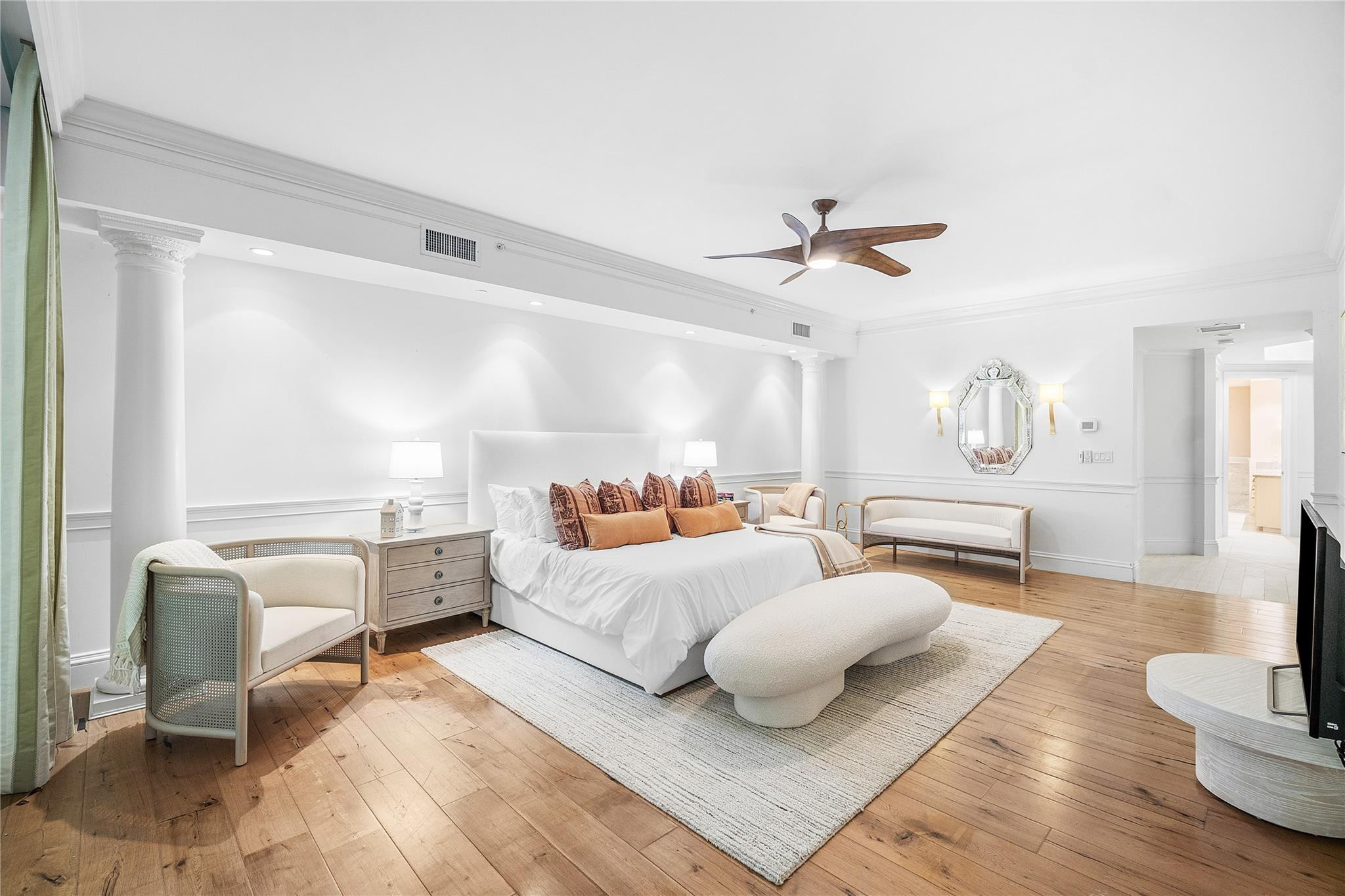 450 SE 5th #102N Boca Raton, FL 33432