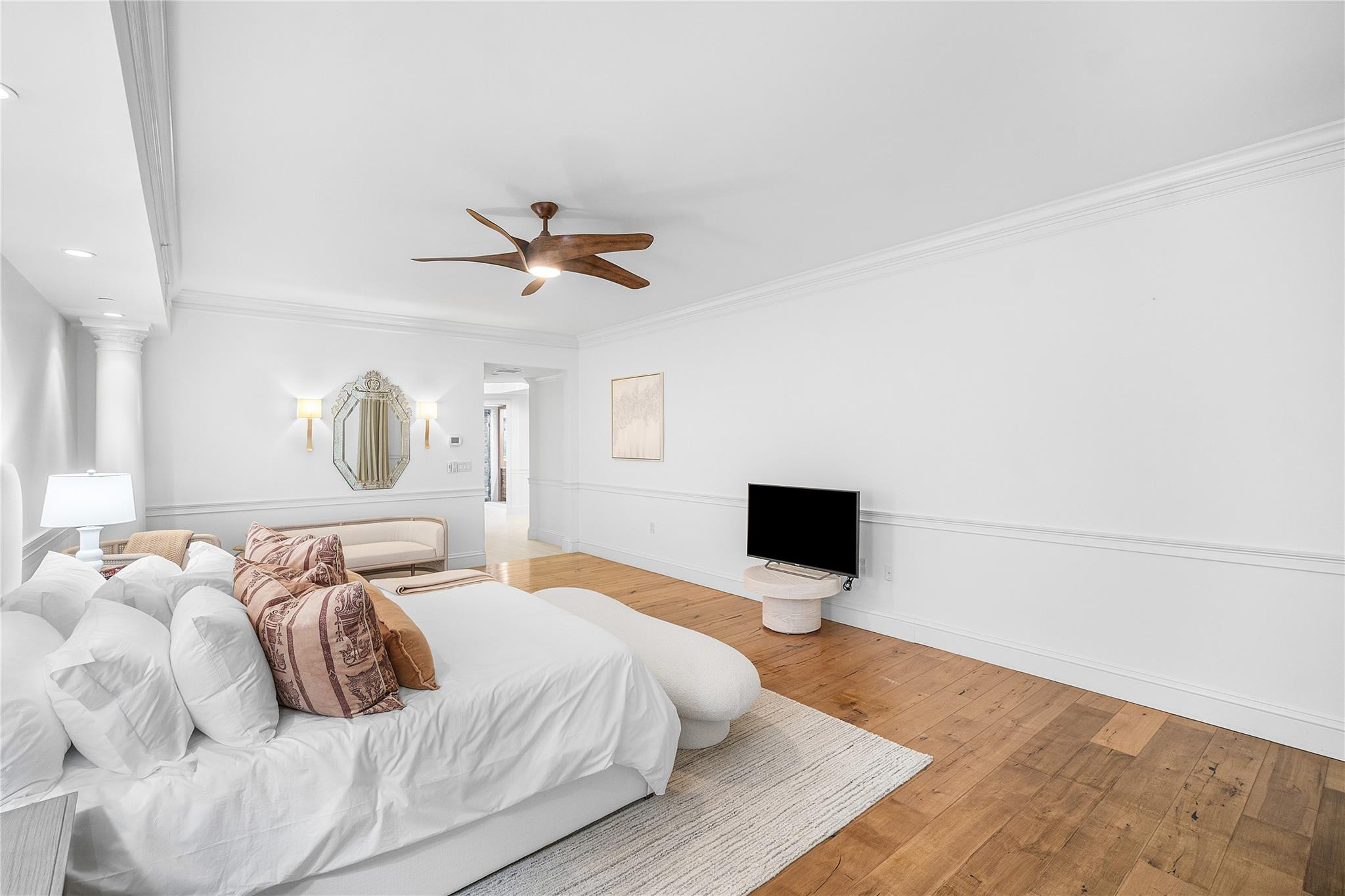 450 SE 5th #102N Boca Raton, FL 33432