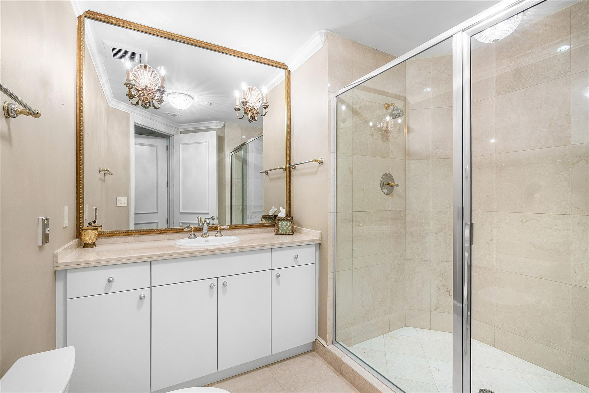 450 SE 5th #102N Boca Raton, FL 33432