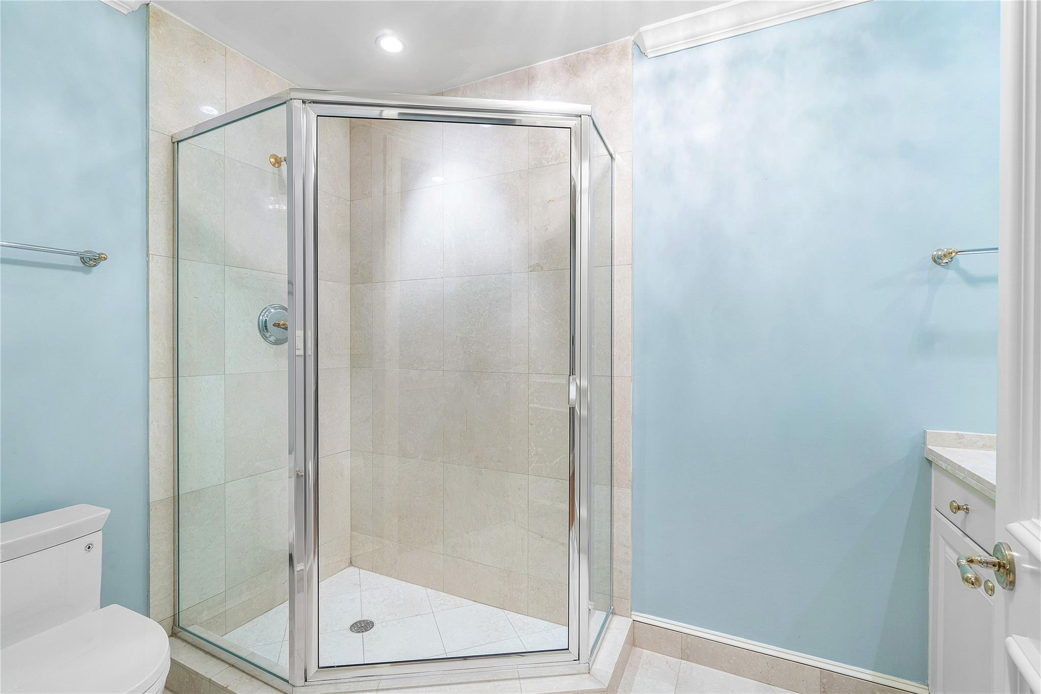 450 SE 5th #102N Boca Raton, FL 33432