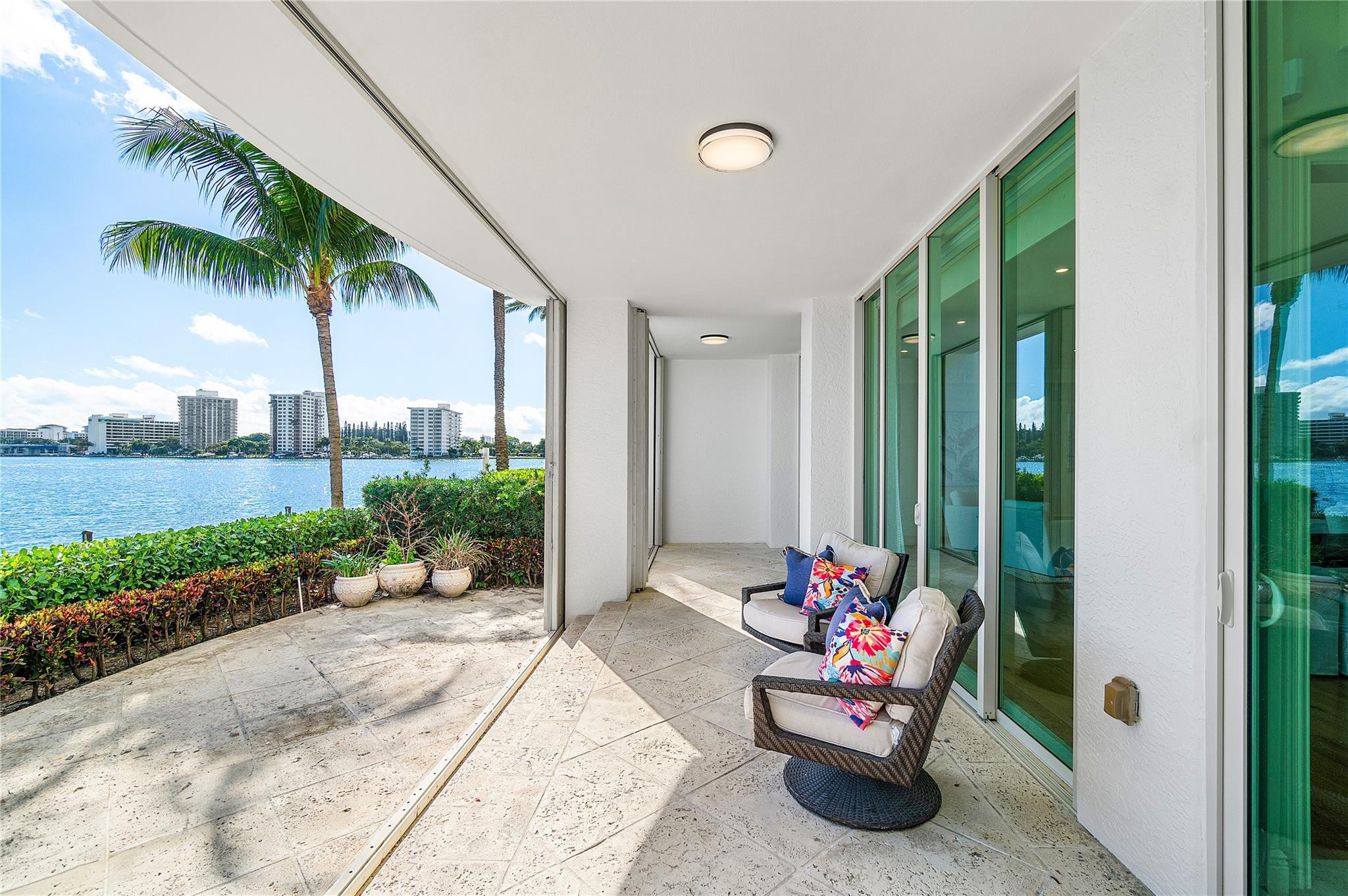 450 SE 5th #102N Boca Raton, FL 33432