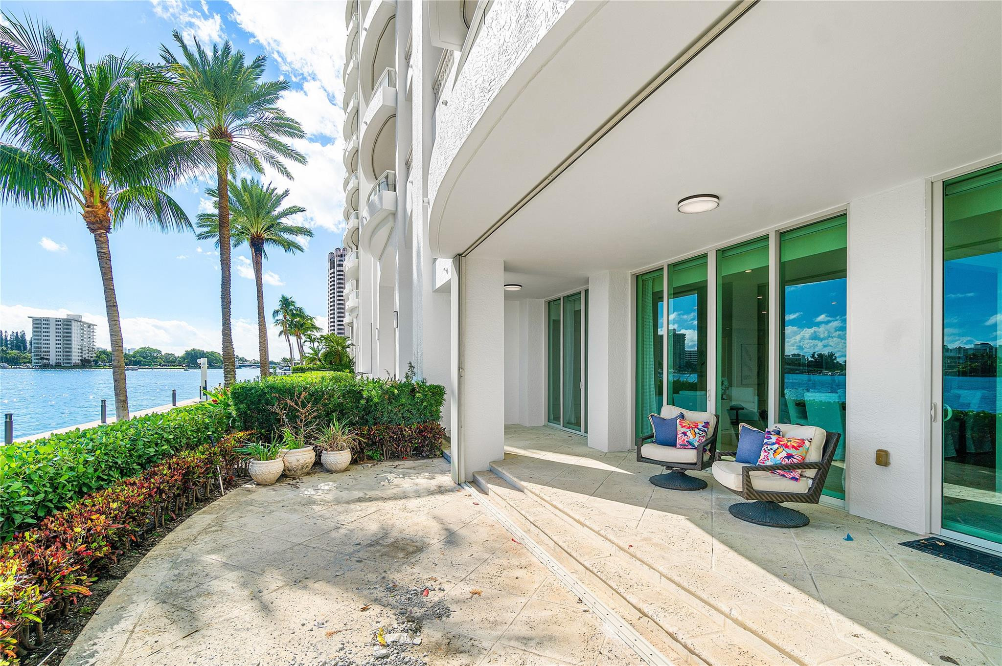 450 SE 5th #102N Boca Raton, FL 33432