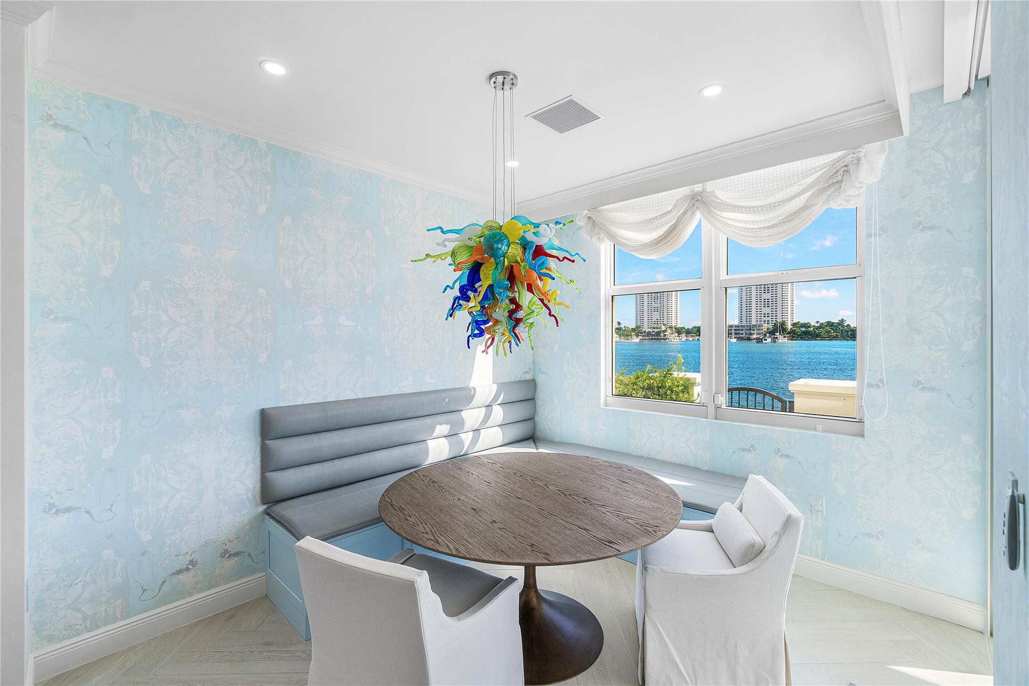 450 SE 5th #102N Boca Raton, FL 33432