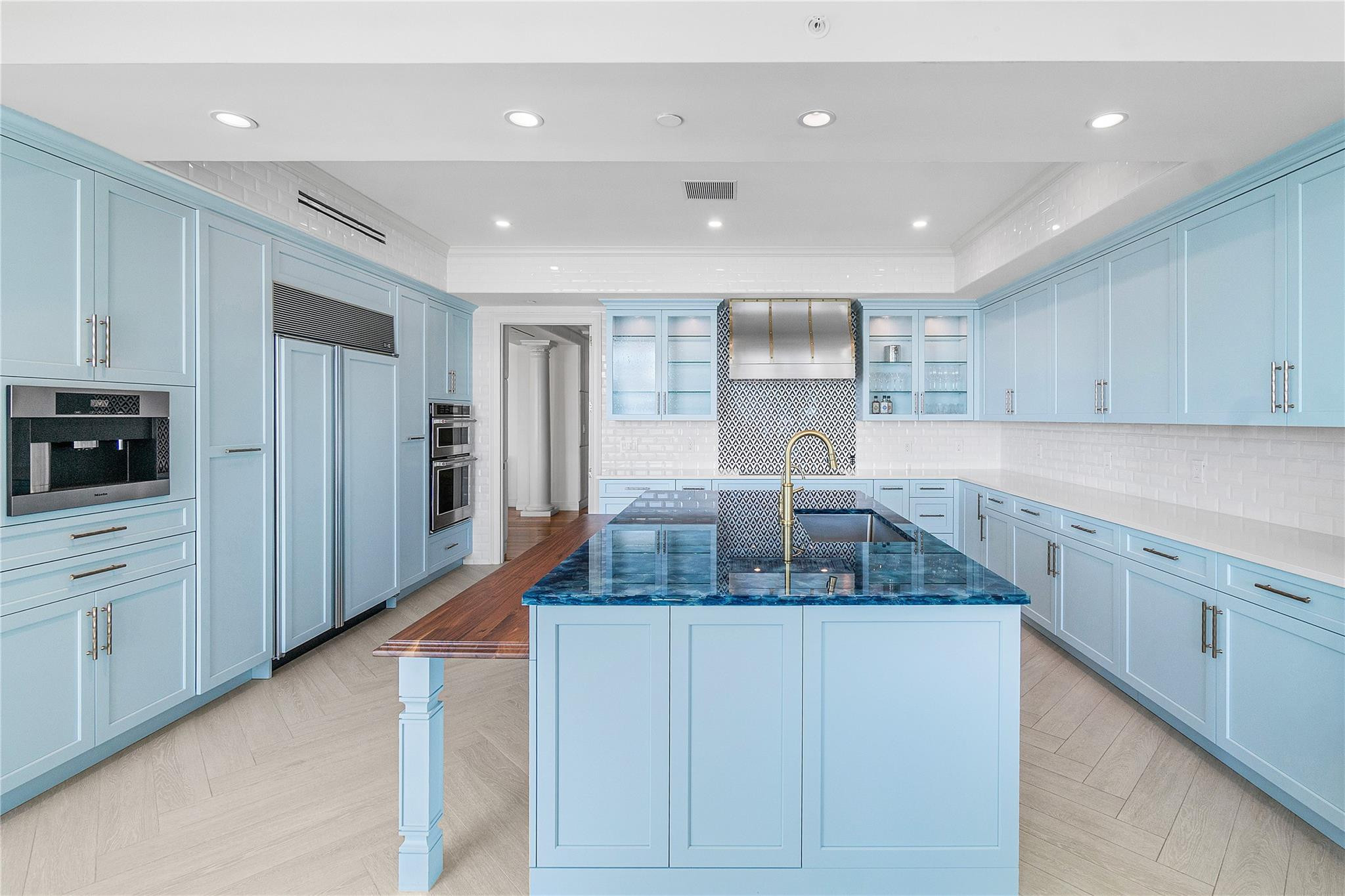 450 SE 5th #102N Boca Raton, FL 33432