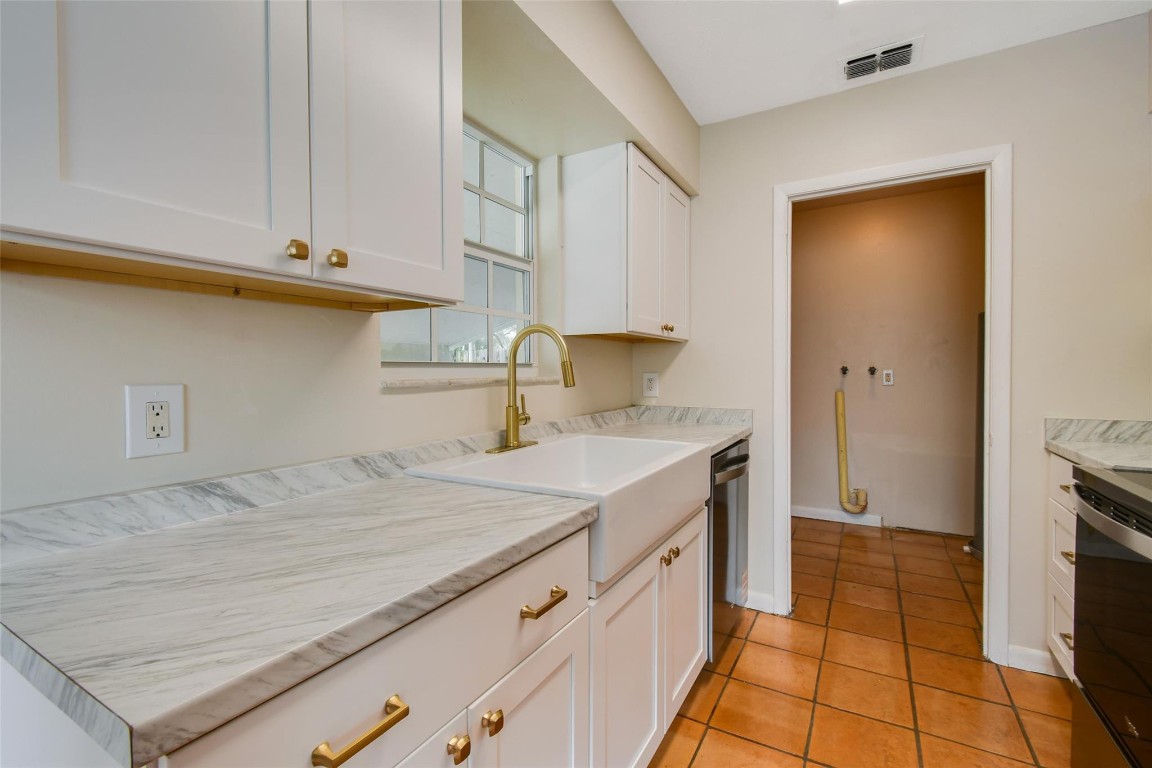 1227 Cherokee Jupiter, FL 33458