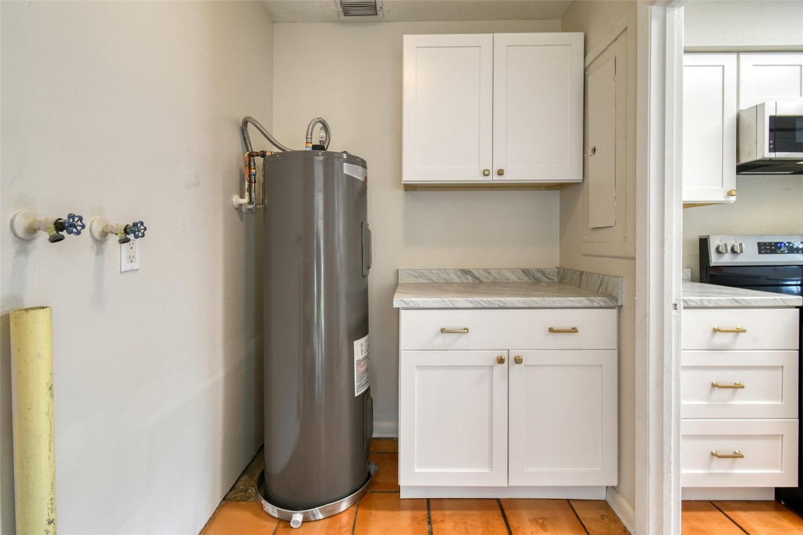 1227 Cherokee Jupiter, FL 33458