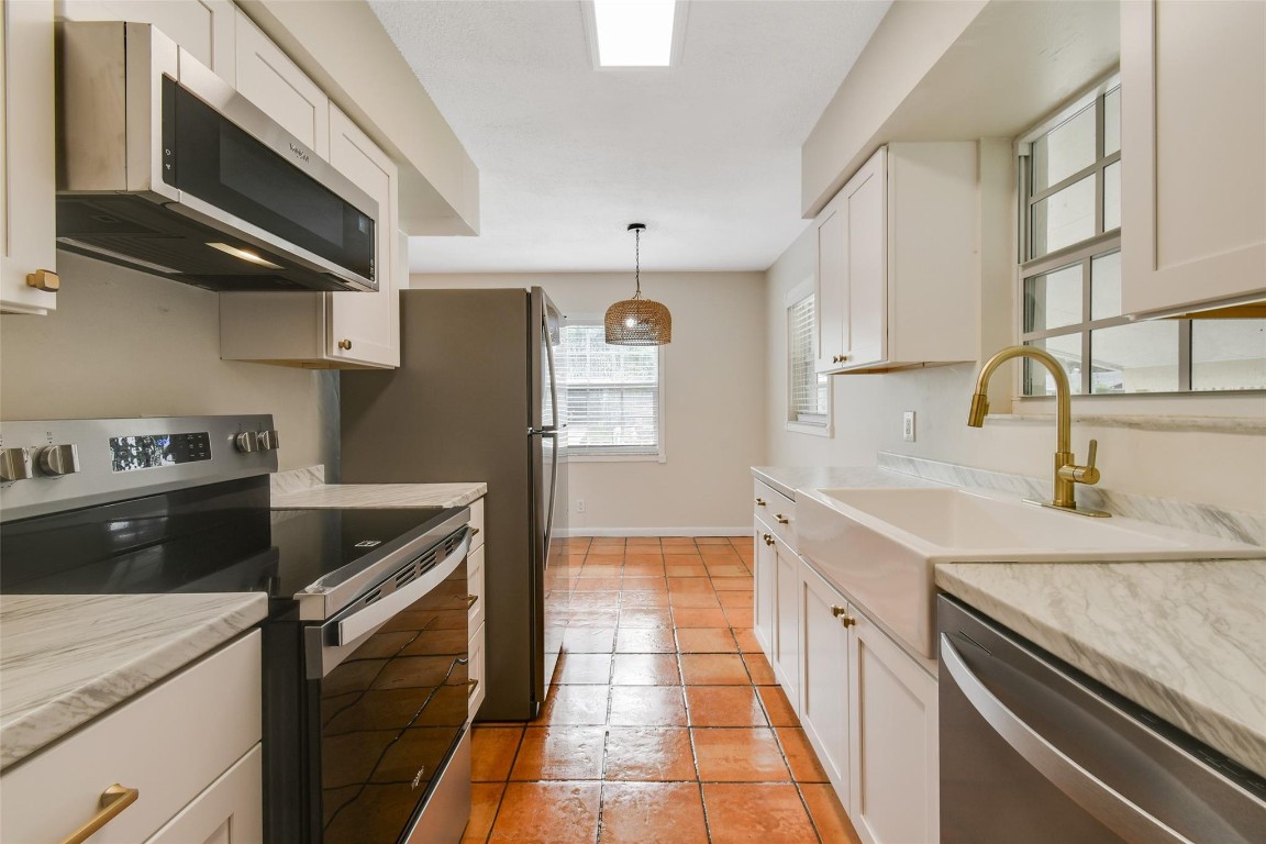 1227 Cherokee Jupiter, FL 33458