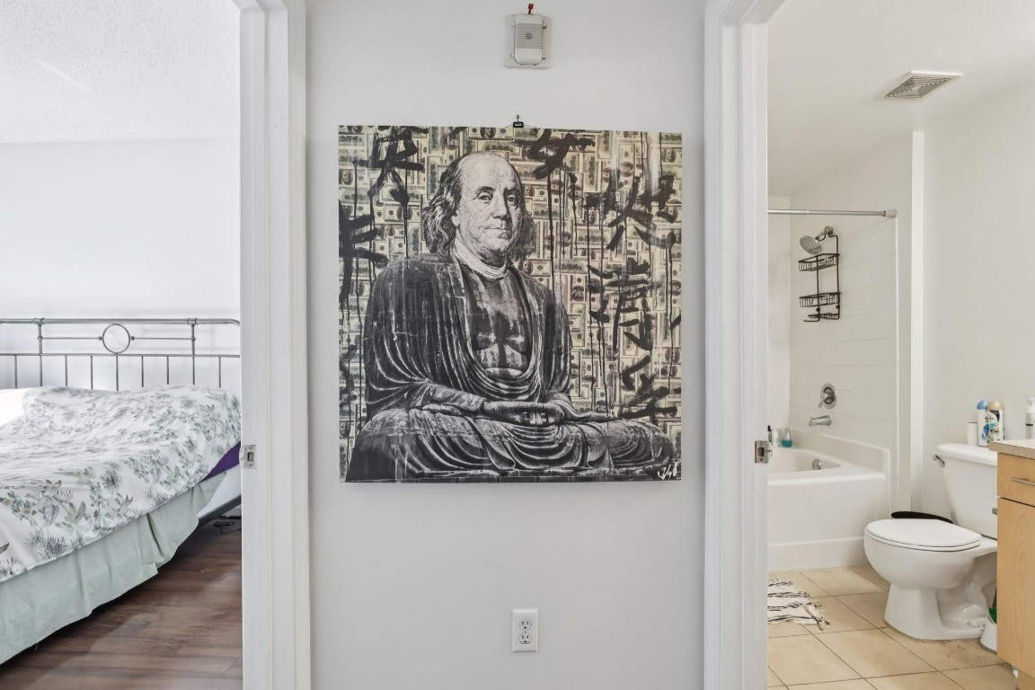 533 NE 3rd #321 Fort Lauderdale, FL 33301