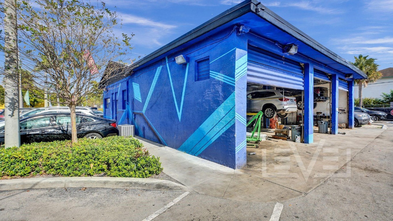 1730 W Sunrise Fort Lauderdale, FL 0