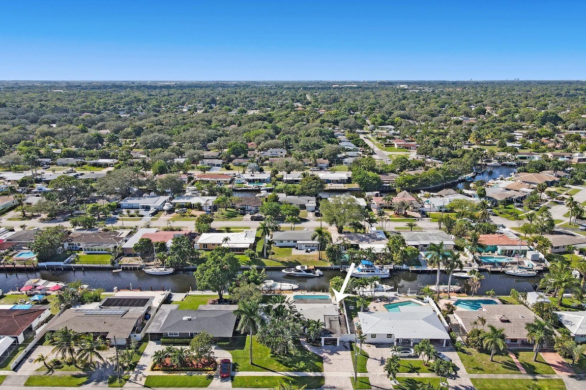 1701 SW 22nd Fort Lauderdale, FL 33312