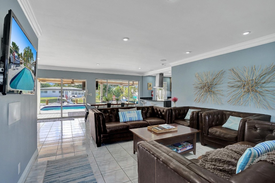 1701 SW 22nd Fort Lauderdale, FL 33312