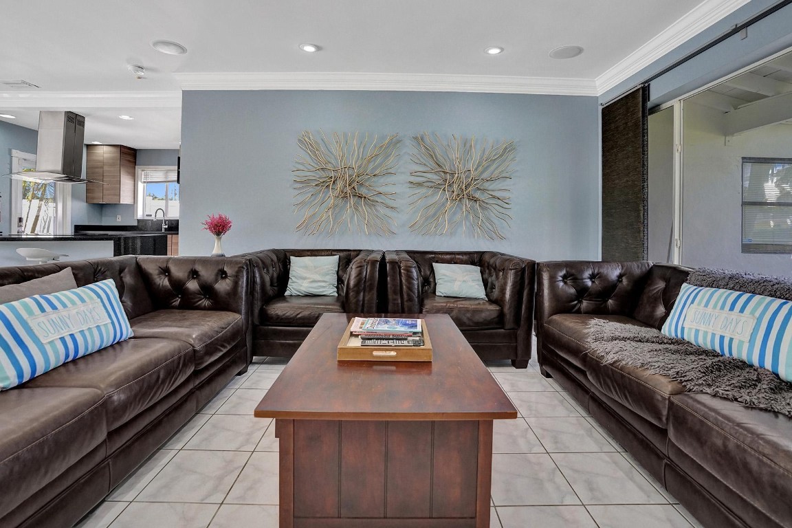 1701 SW 22nd Fort Lauderdale, FL 33312