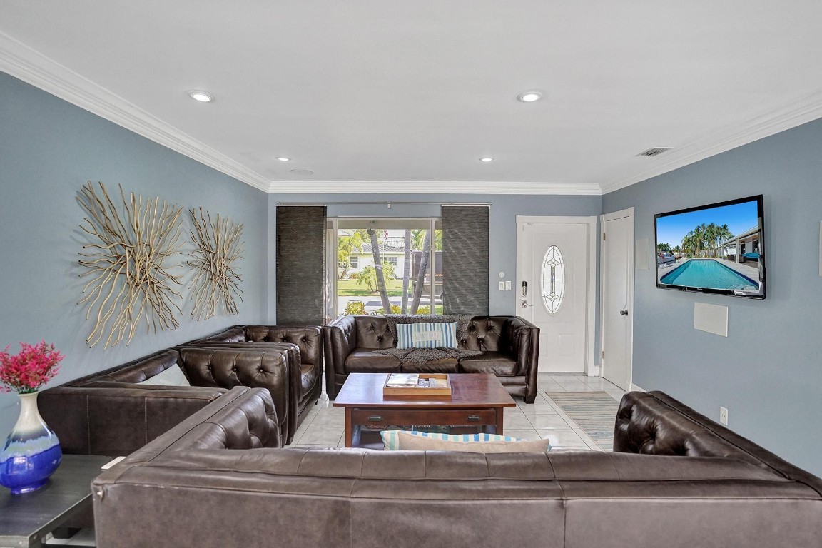 1701 SW 22nd Fort Lauderdale, FL 33312