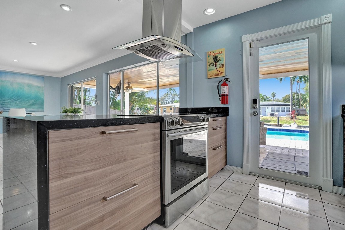 1701 SW 22nd Fort Lauderdale, FL 33312